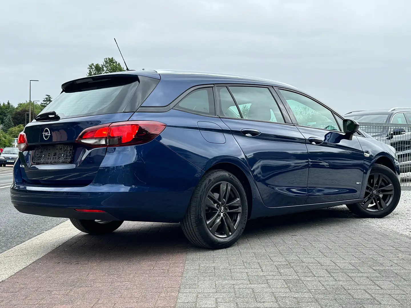 Opel Astra Design & Tech Navi Rkam 1.Hand Top Zustand 8xReif Blau - 2