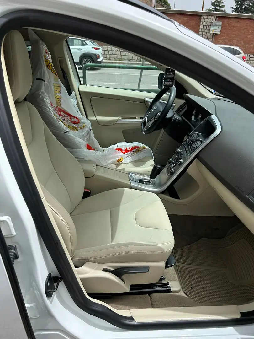 Volvo XC60 XC60 D5 AWD Summum Bianco - 2