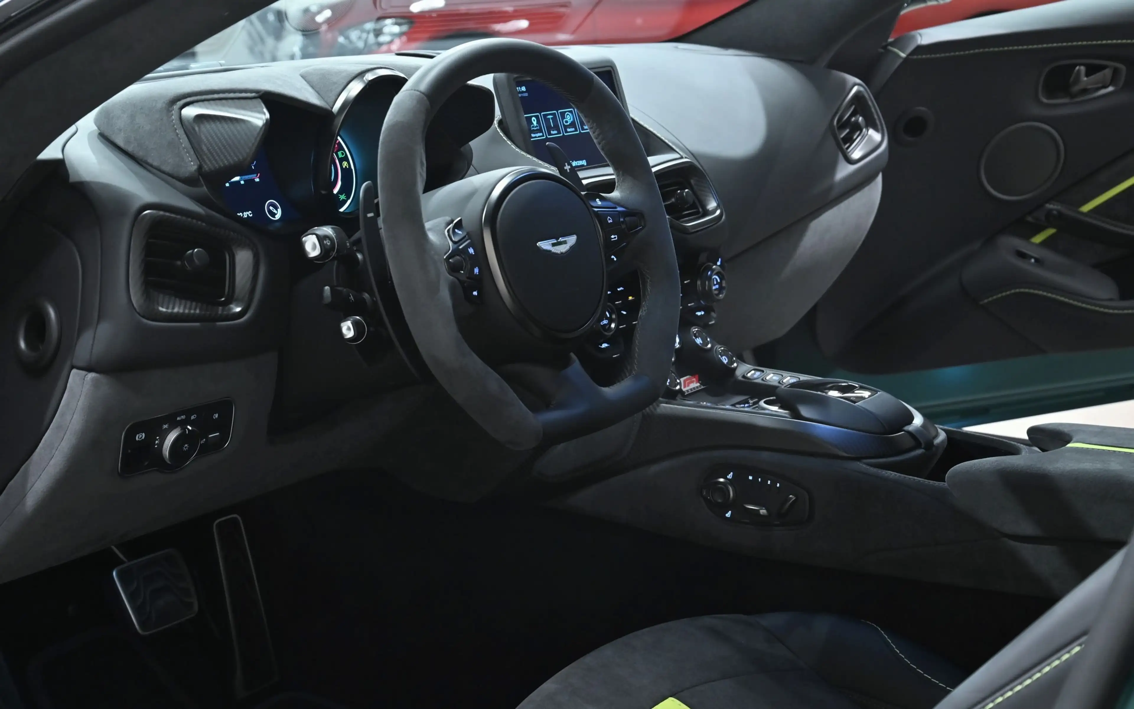 Aston Martin Vantage V8 Vantage F1 Edition Coupe — photo 5