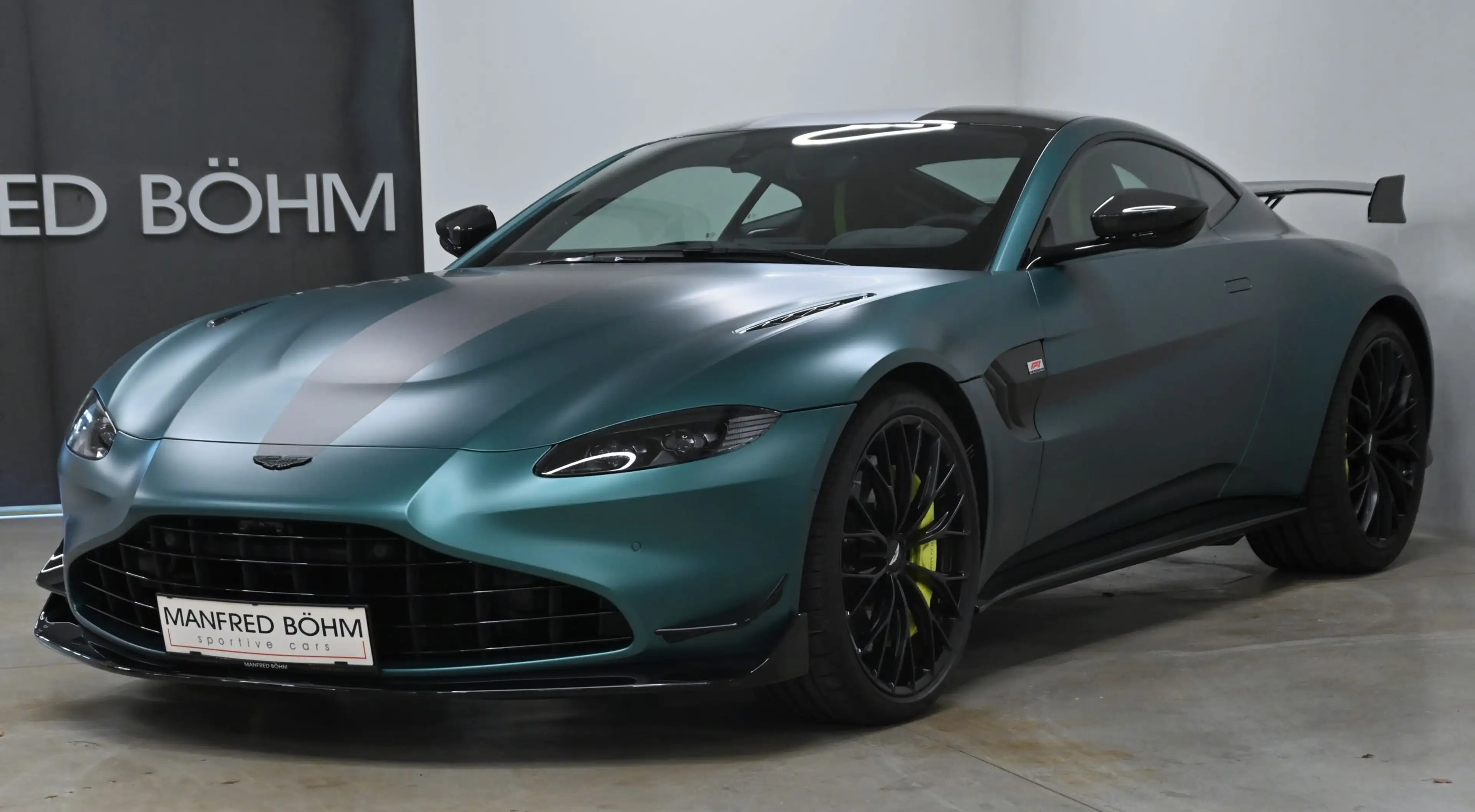 Aston Martin Vantage V8 Vantage F1 Edition Coupe — photo 13