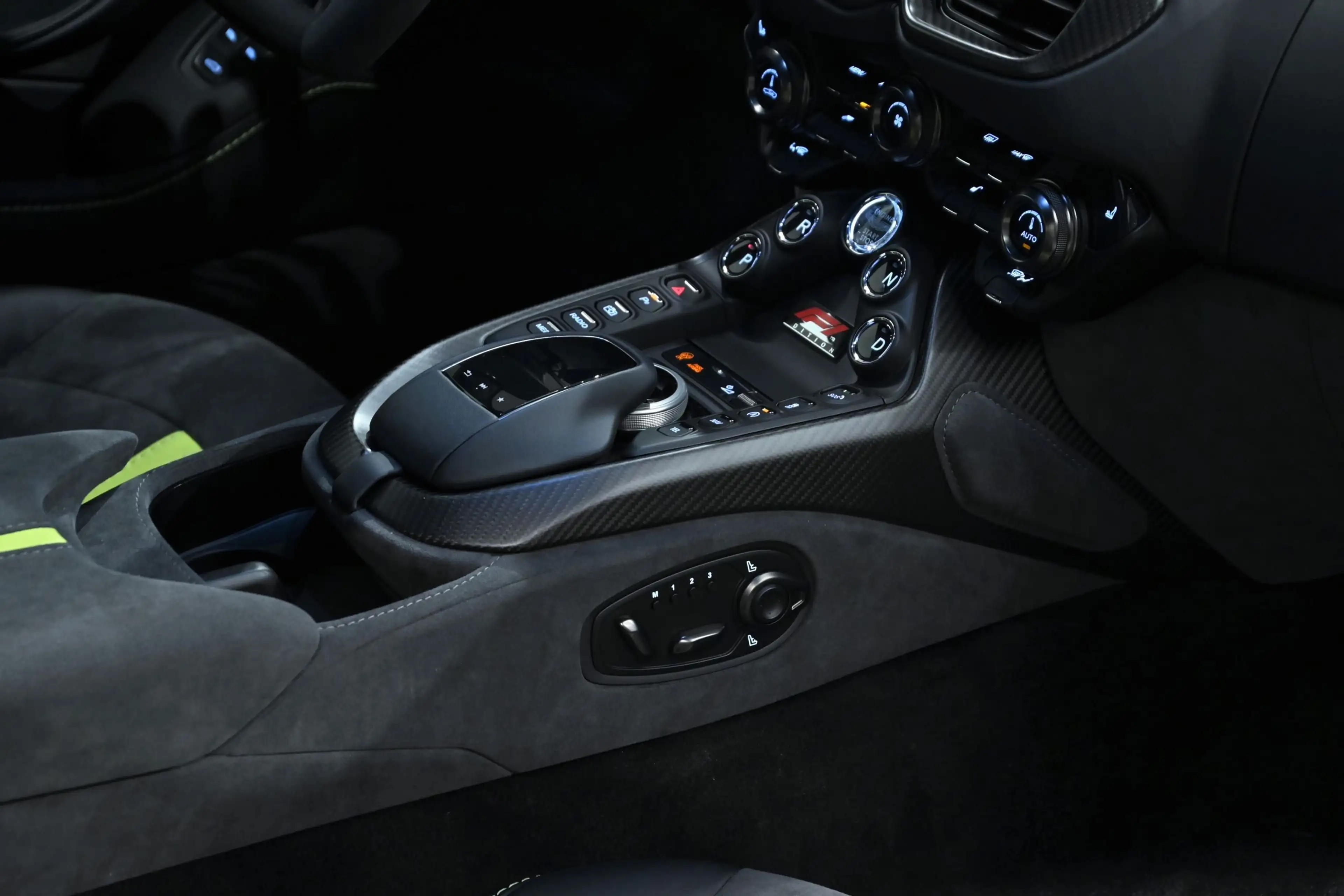 Aston Martin Vantage V8 Vantage F1 Edition Coupe — photo 7