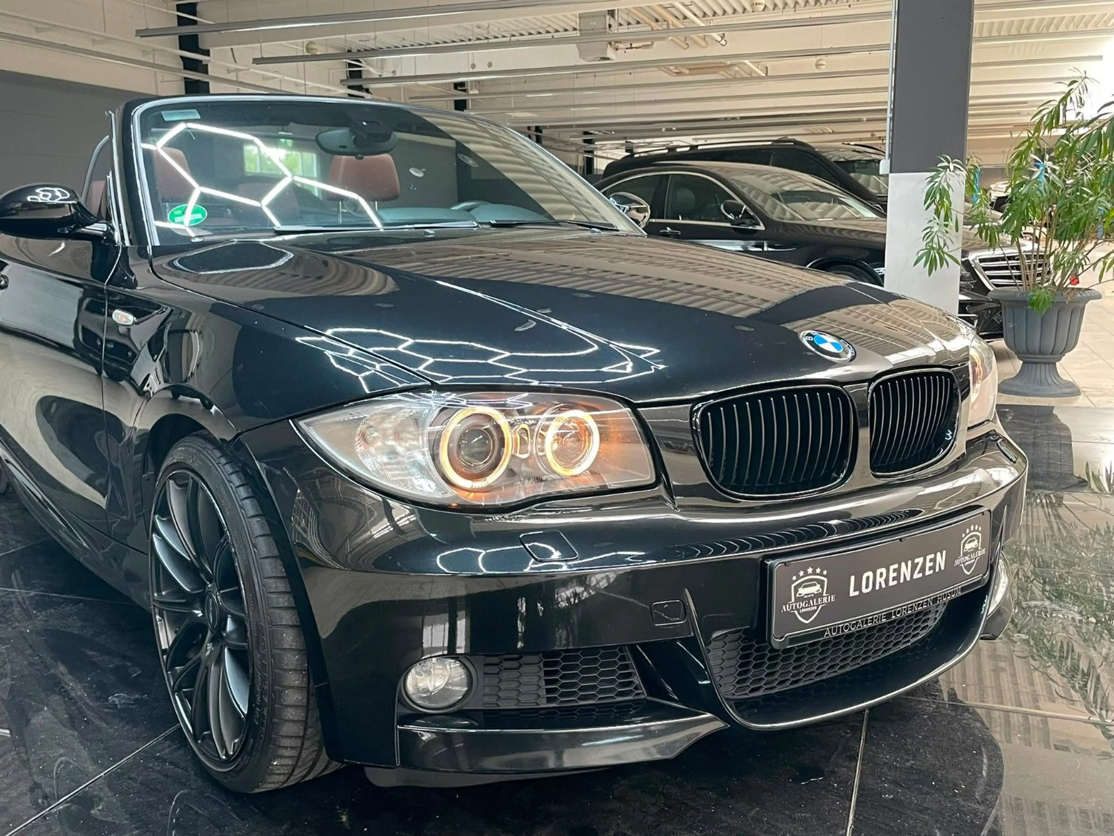 BMW 125 i Cabrio M-Paket / 1.HAND / Xenon / Navi — photo 10