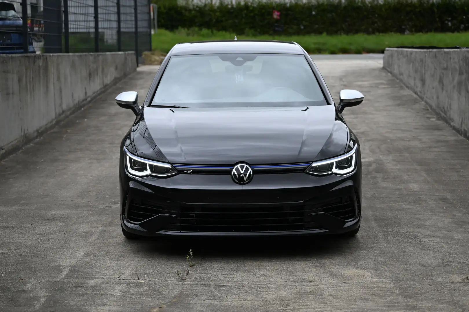 Volkswagen Golf R Golf R 2.0 TSI 4Motion DSG Schwarz - 2