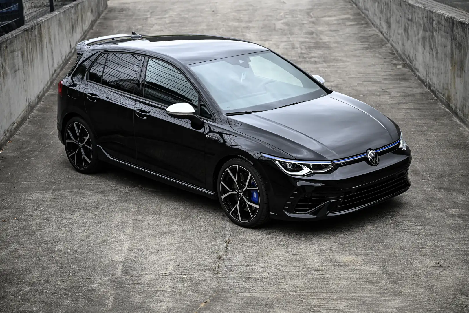 Volkswagen Golf R Golf R 2.0 TSI 4Motion DSG Чёрный - 1