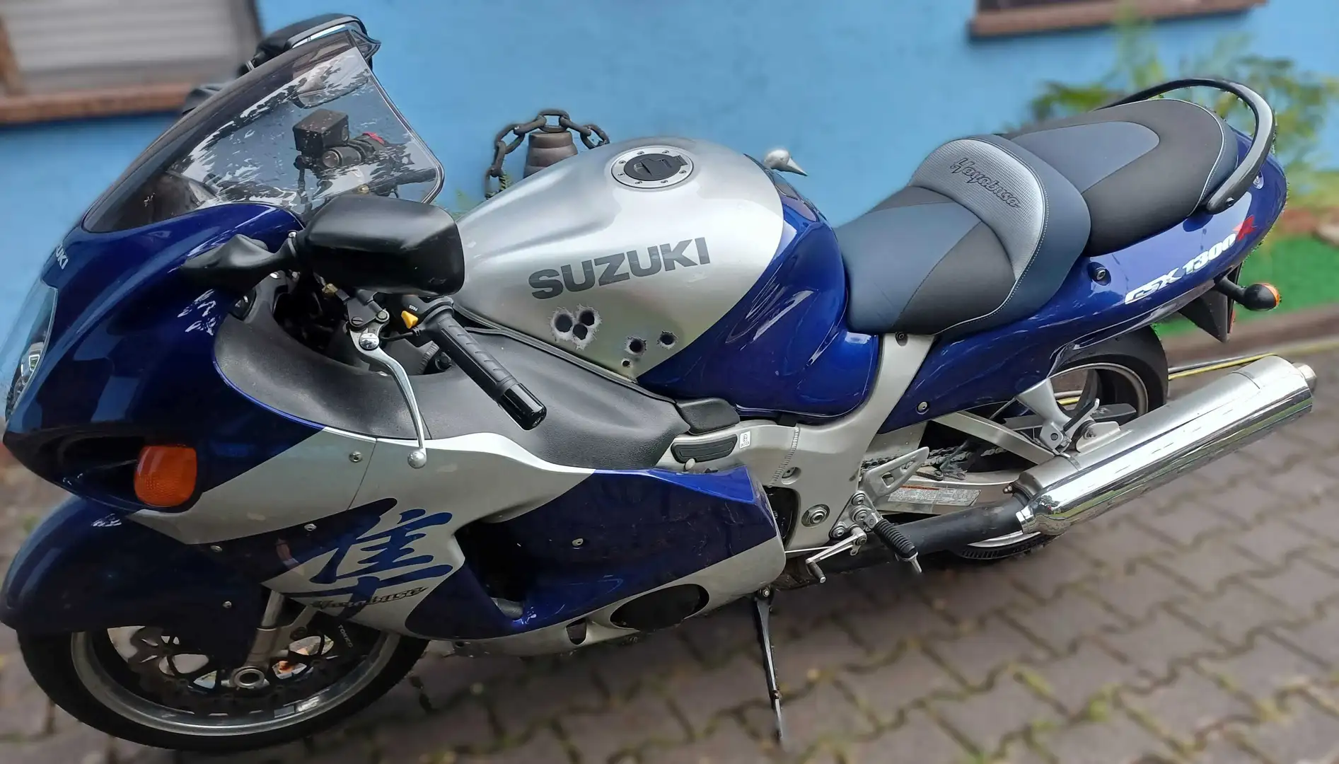 Suzuki Hayabusa GSX1300R Bleu - 2