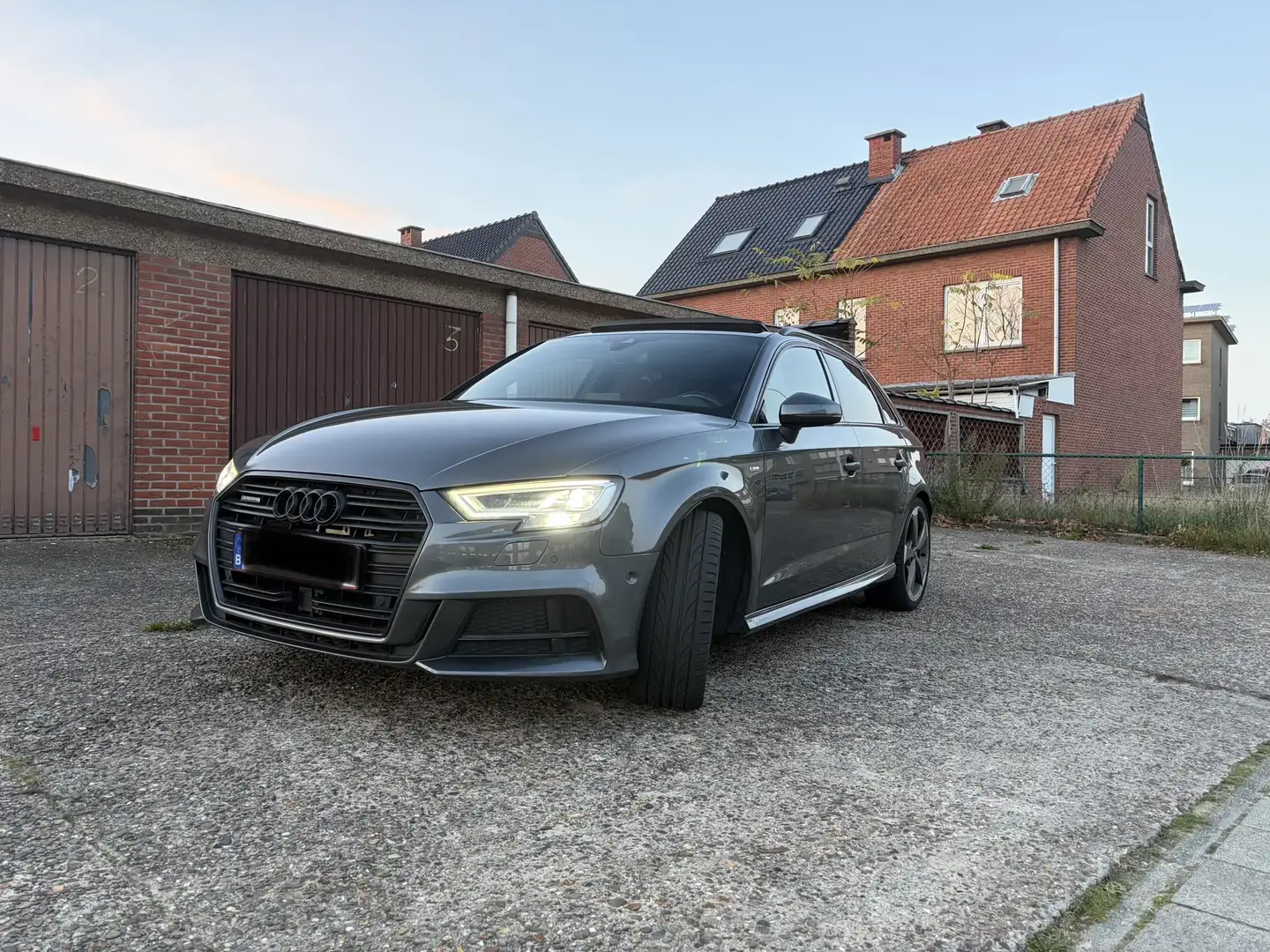 Audi A3 quattro S Line - 2