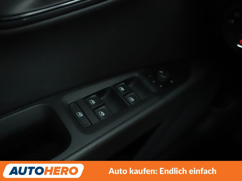 SEAT Leon 2.0 TDI Style *NAV*LED*ACC*CAM*PDC*SHZ*ALU*KLIMA* — photo 27