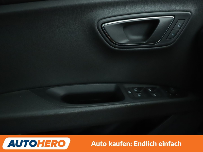 SEAT Leon 2.0 TDI Style *NAV*LED*ACC*CAM*PDC*SHZ*ALU*KLIMA* — photo 26