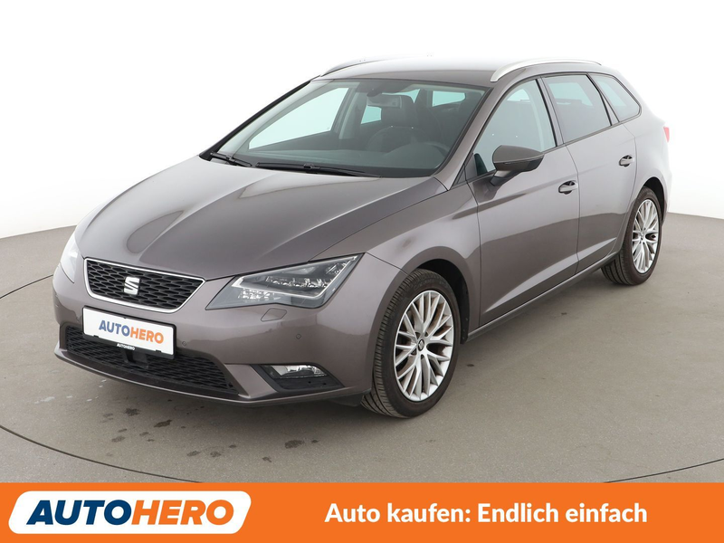 SEAT Leon 2.0 TDI Style *NAV*LED*ACC*CAM*PDC*SHZ*ALU*KLIMA*