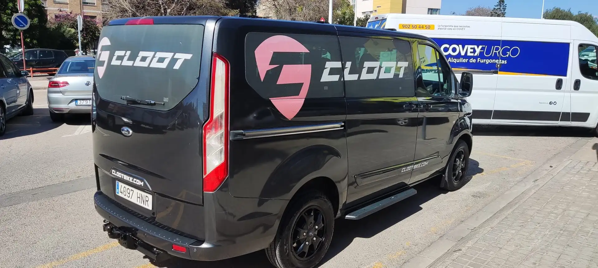 Ford Tourneo Custom FT 310 L1 Limited 125 Negro - 2