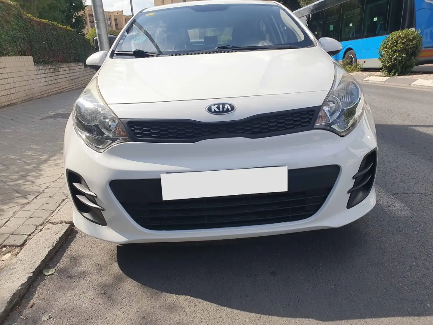 Kia Rio 1.2 CVVT Drive Blanco - 2