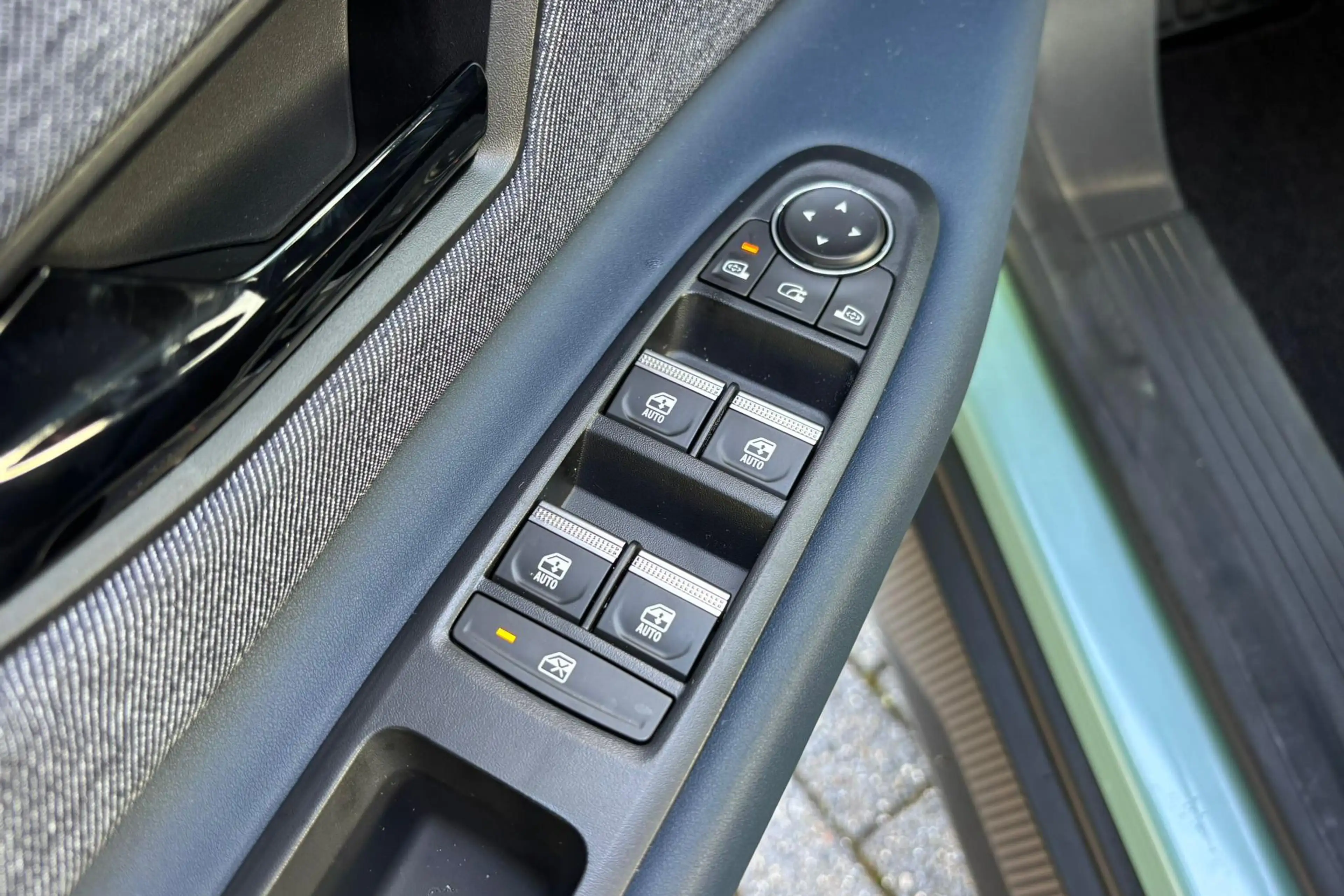 Renault R 4 comfort range techno 52 kWh | Camera | Cruis | Car — photo 14