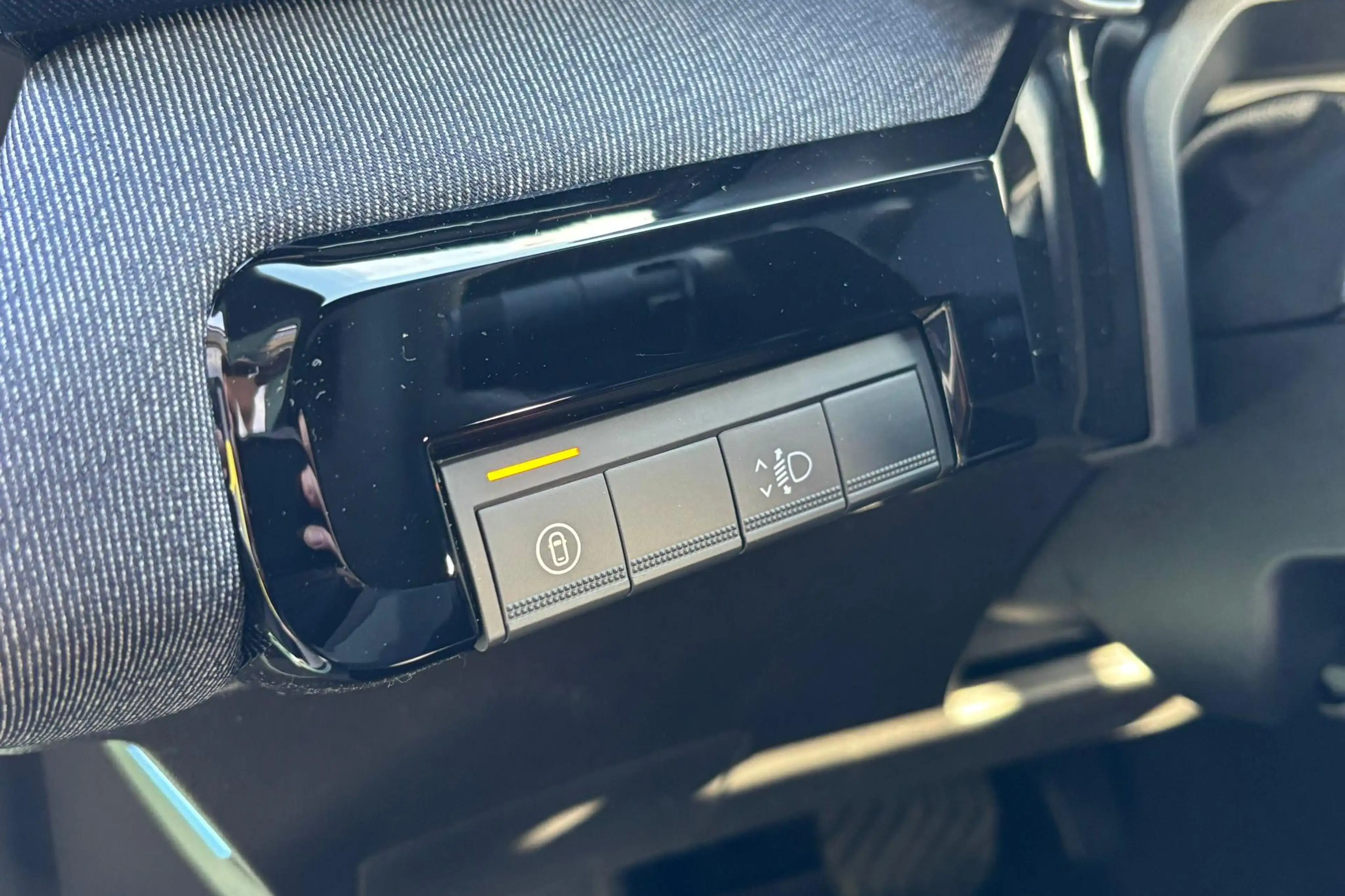 Renault R 4 comfort range techno 52 kWh | Camera | Cruis | Car — photo 12