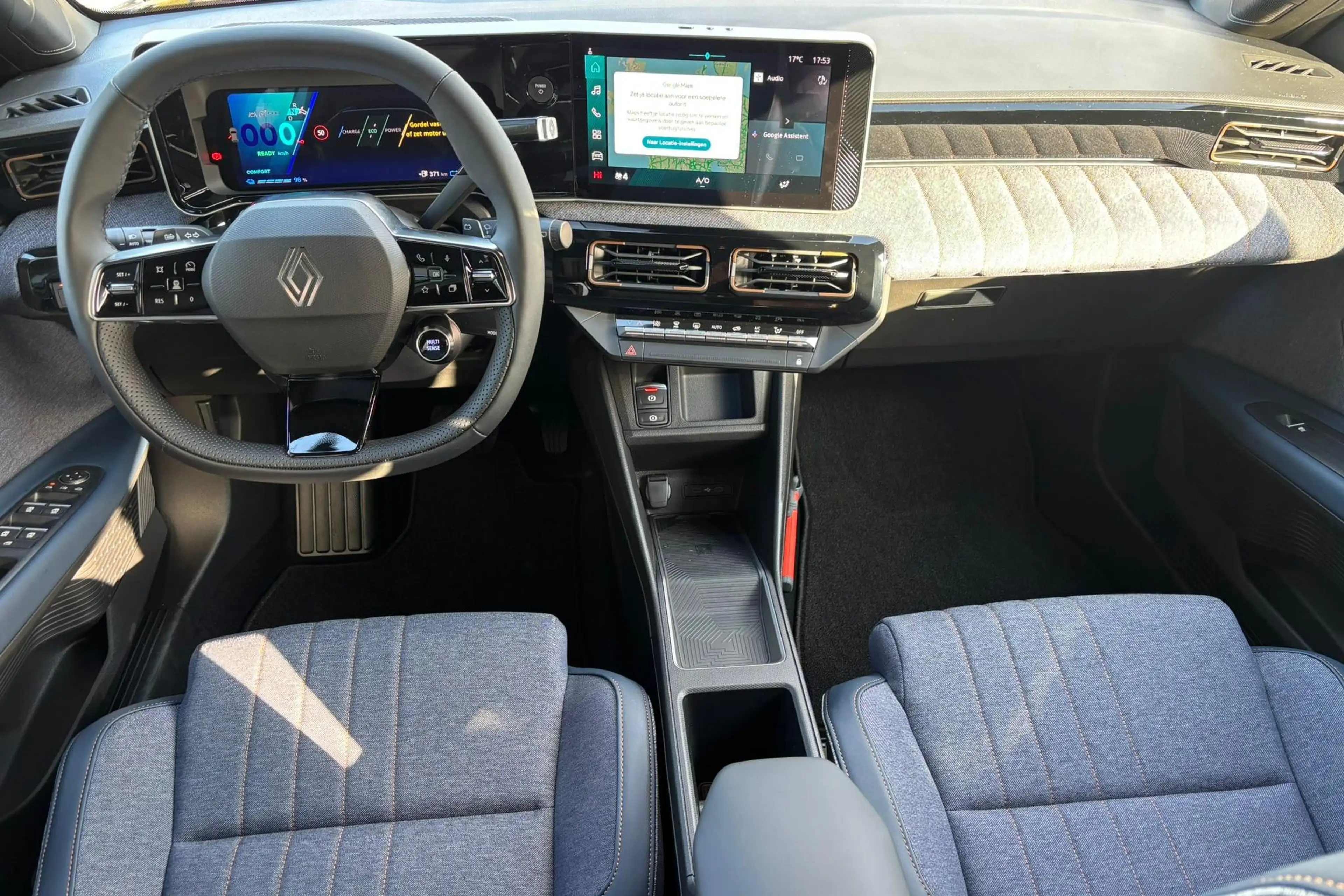Renault R 4 comfort range techno 52 kWh | Camera | Cruis | Car — photo 13
