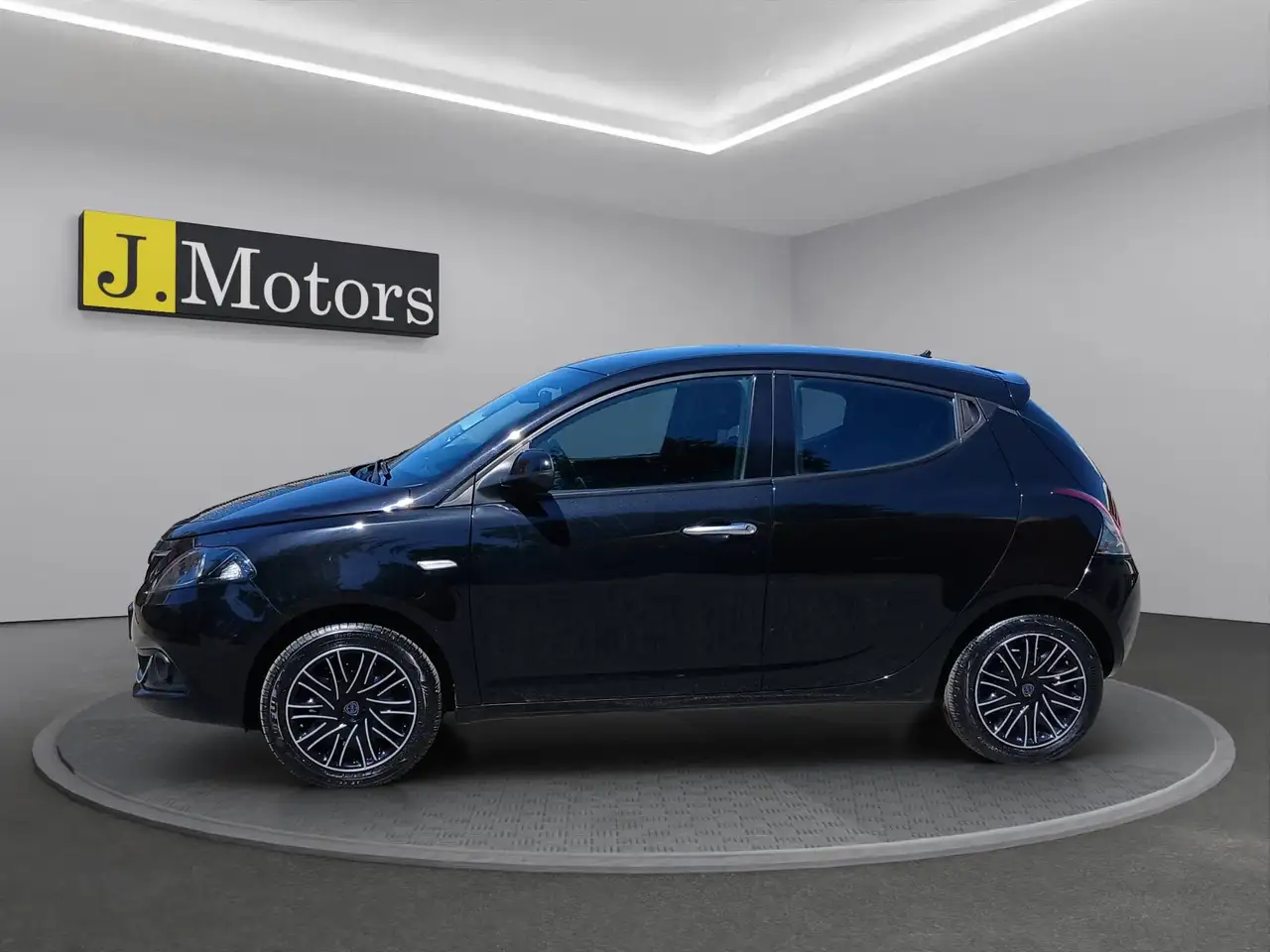 Lancia Ypsilon 2023