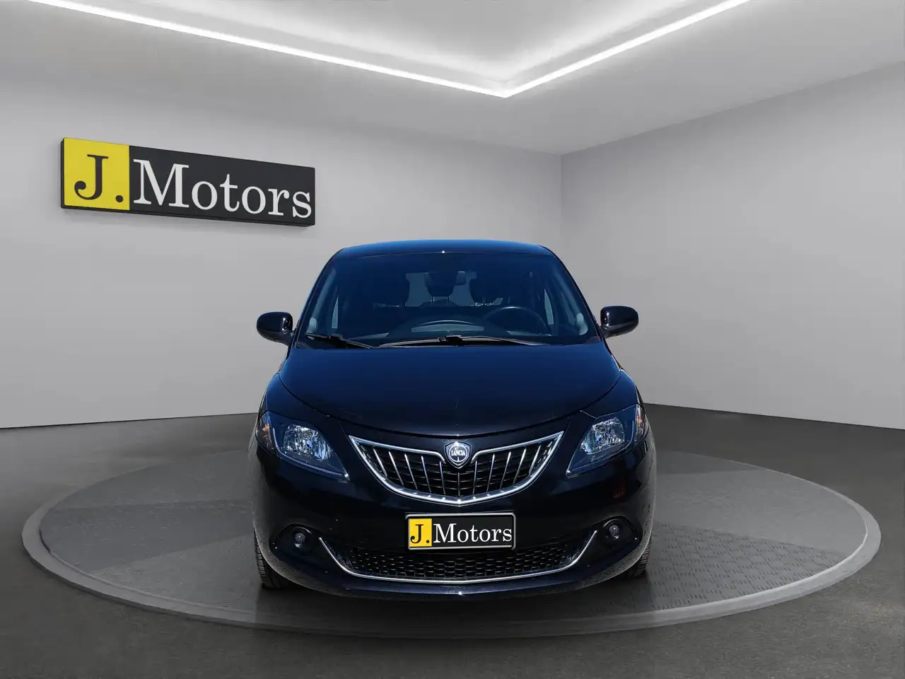 Lancia Ypsilon 2023 — фото 8