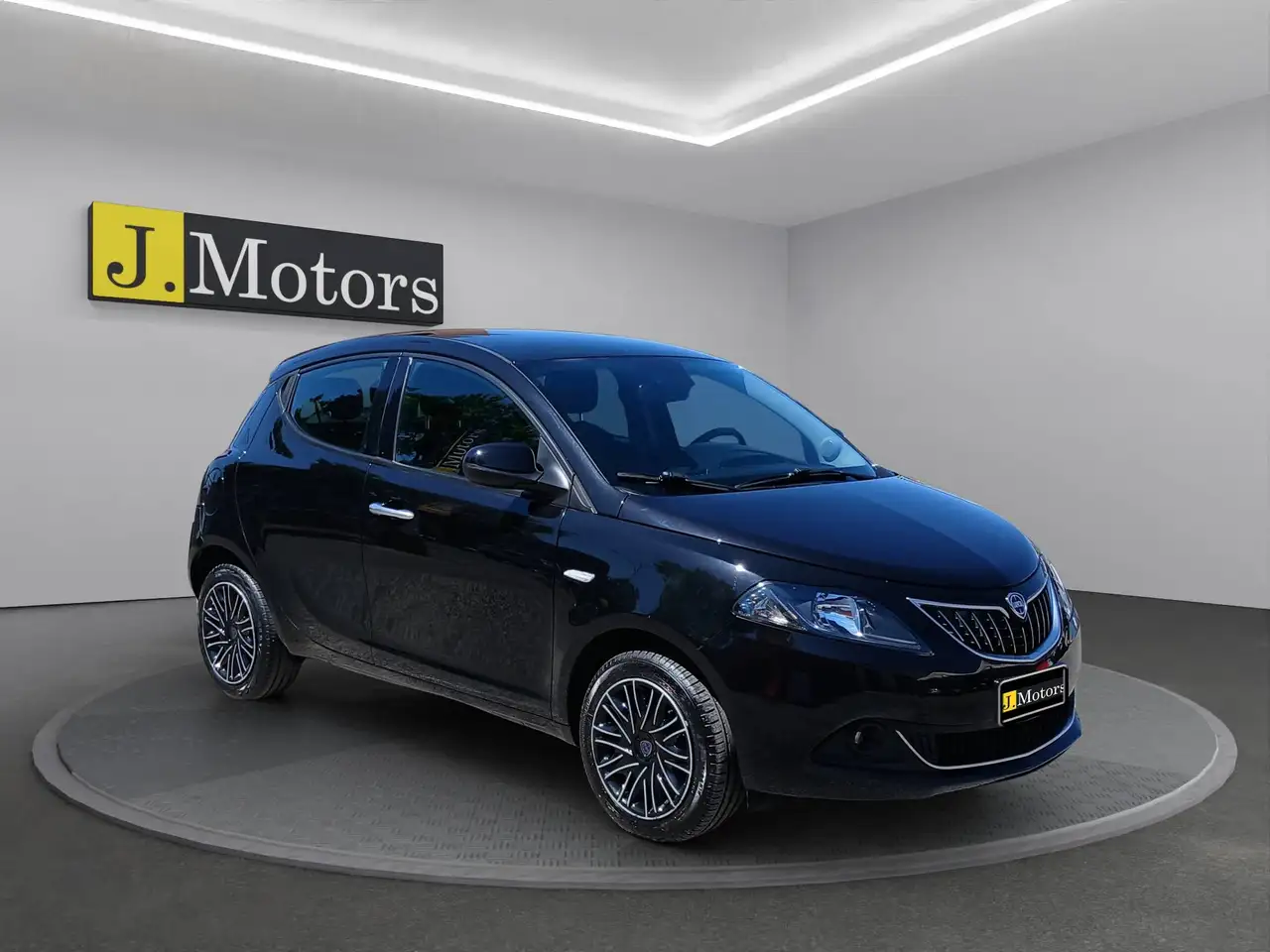 Lancia Ypsilon 2023 — фото 7