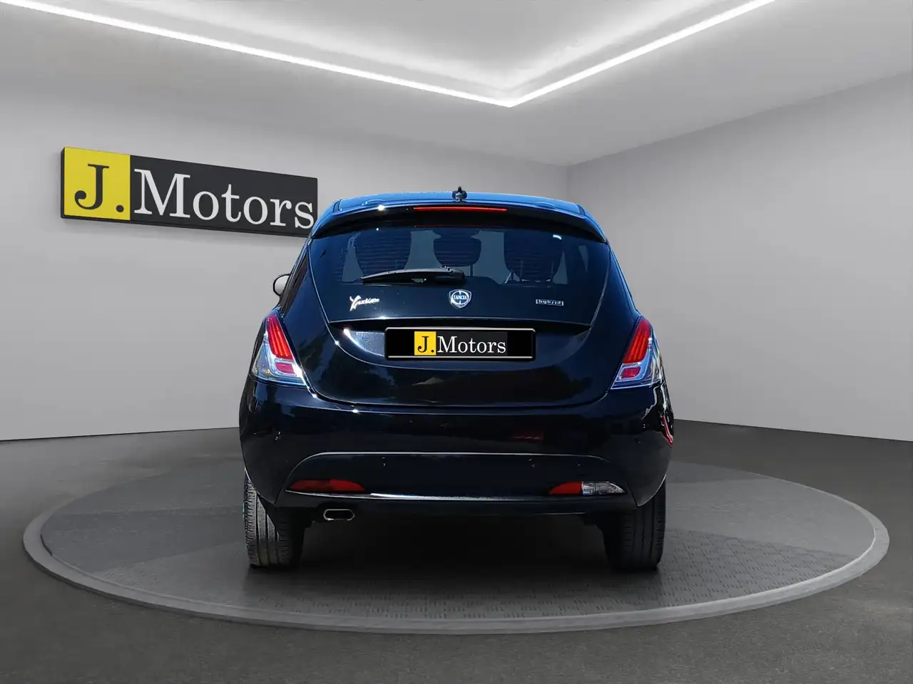 Lancia Ypsilon 2023