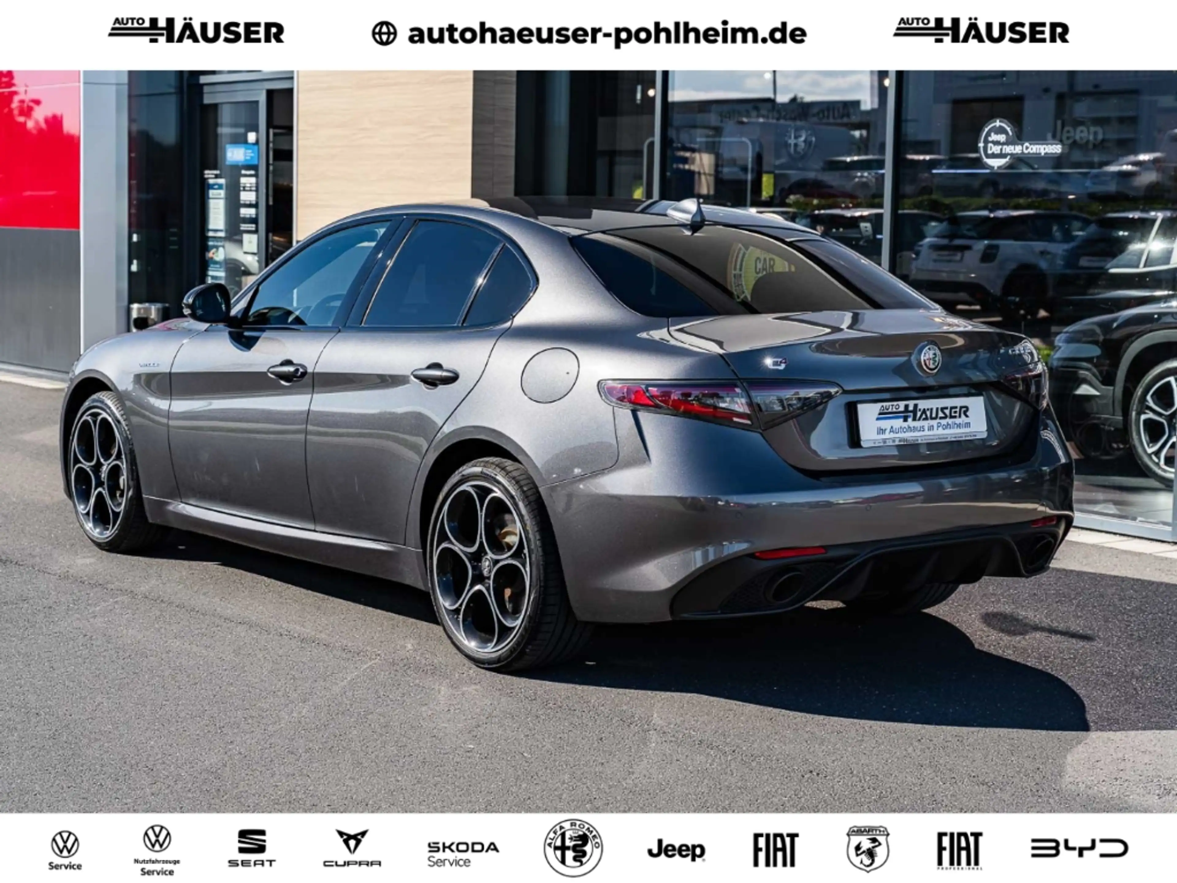 Alfa Romeo Giulia Veloce 2.0 Turbo Q4 EL. SITZE NAVI KAMERA MATRIX — photo 4