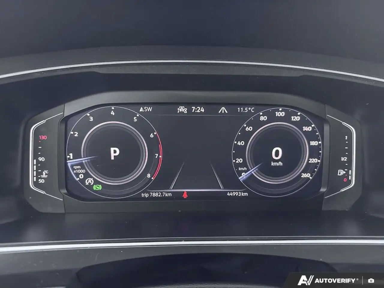Volkswagen Tiguan снимка Volkswagen Tiguan