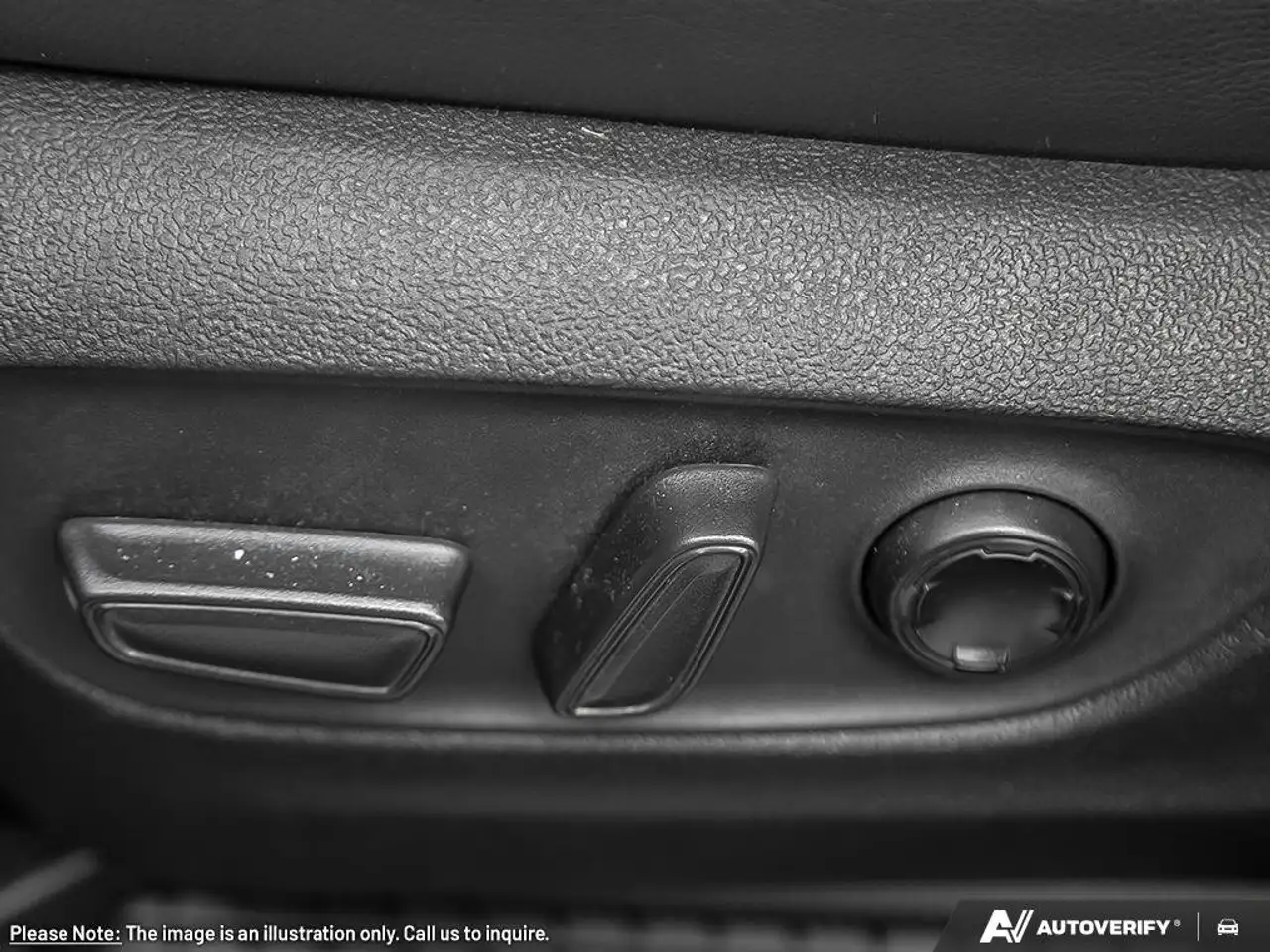 Toyota Sienna снимка Toyota Sienna