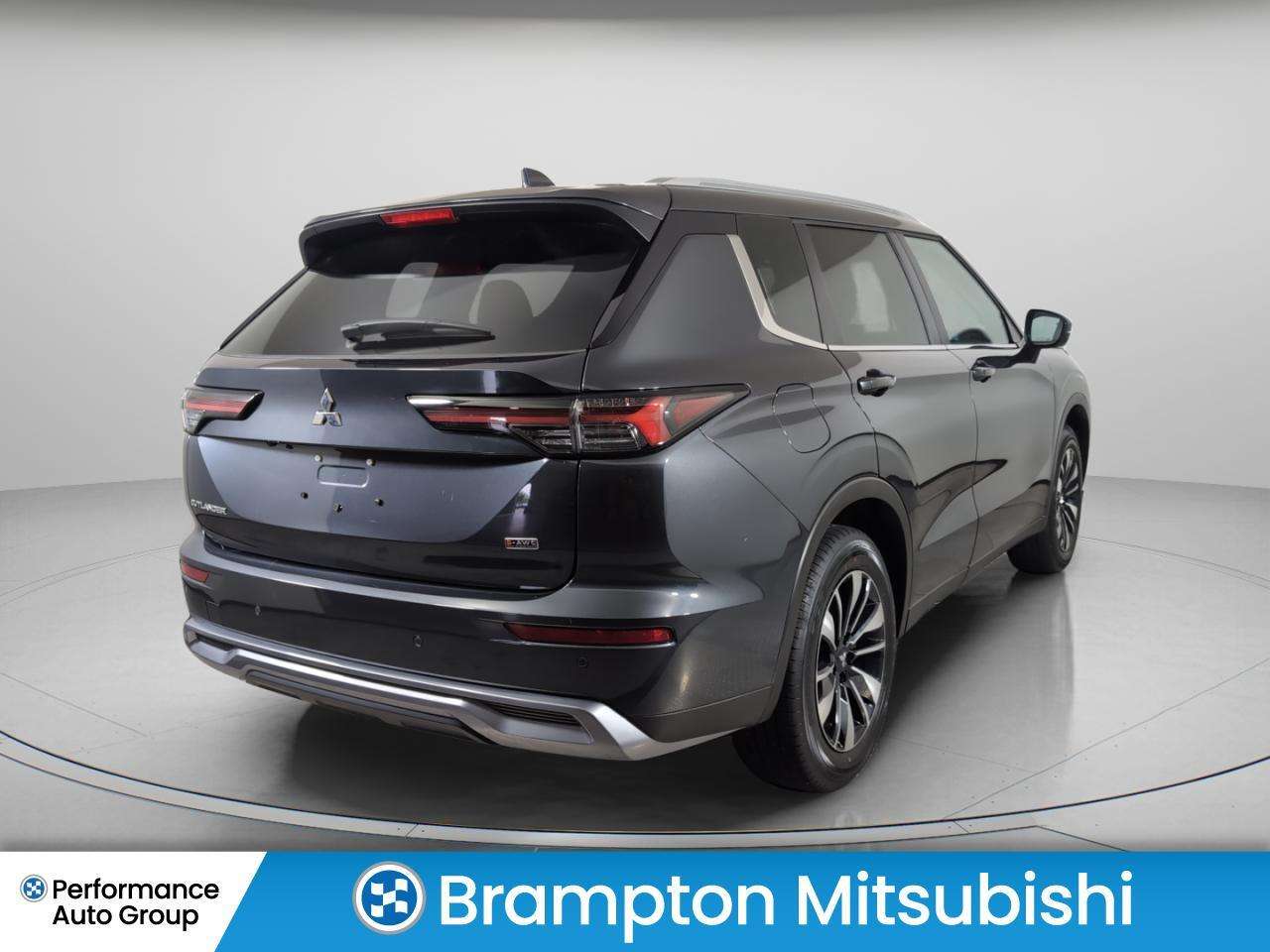 2026 Mitsubishi Outlander LE S-AWC| 8-WAY PWR DRIVER SEAT| 360 CAMERA & MORE — photo 1