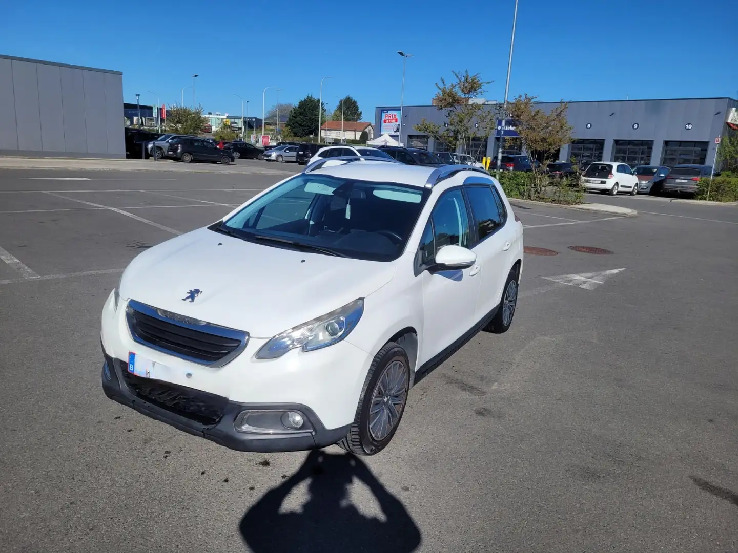Peugeot 2008 1.2i VTI - 1