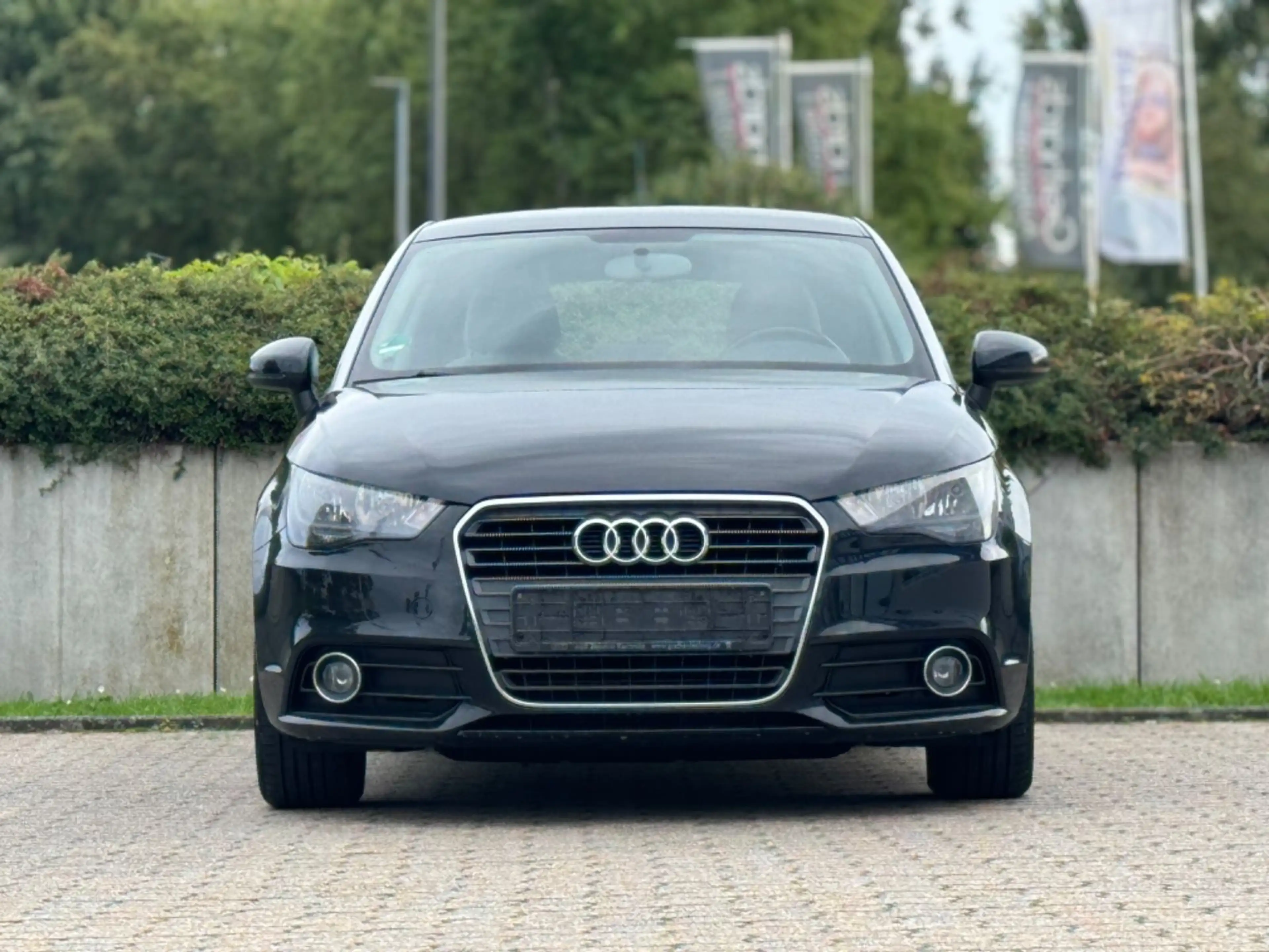 Audi A1 attraction*KLIMA*NAVI*BLUET*START/STOP*TÜV* — photo 7