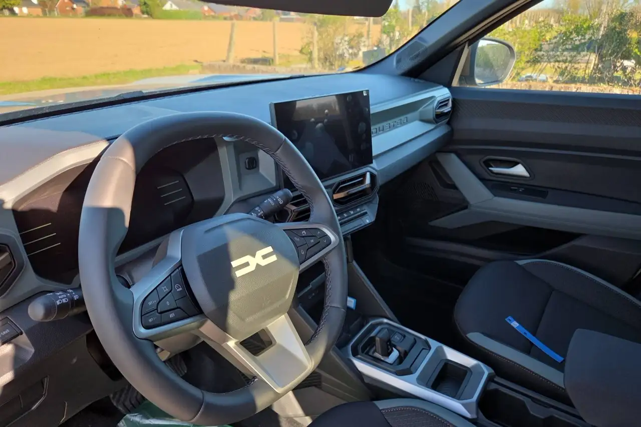 Dacia Duster Duster 1.6 hybrid-G Extreme NEUF ! 9