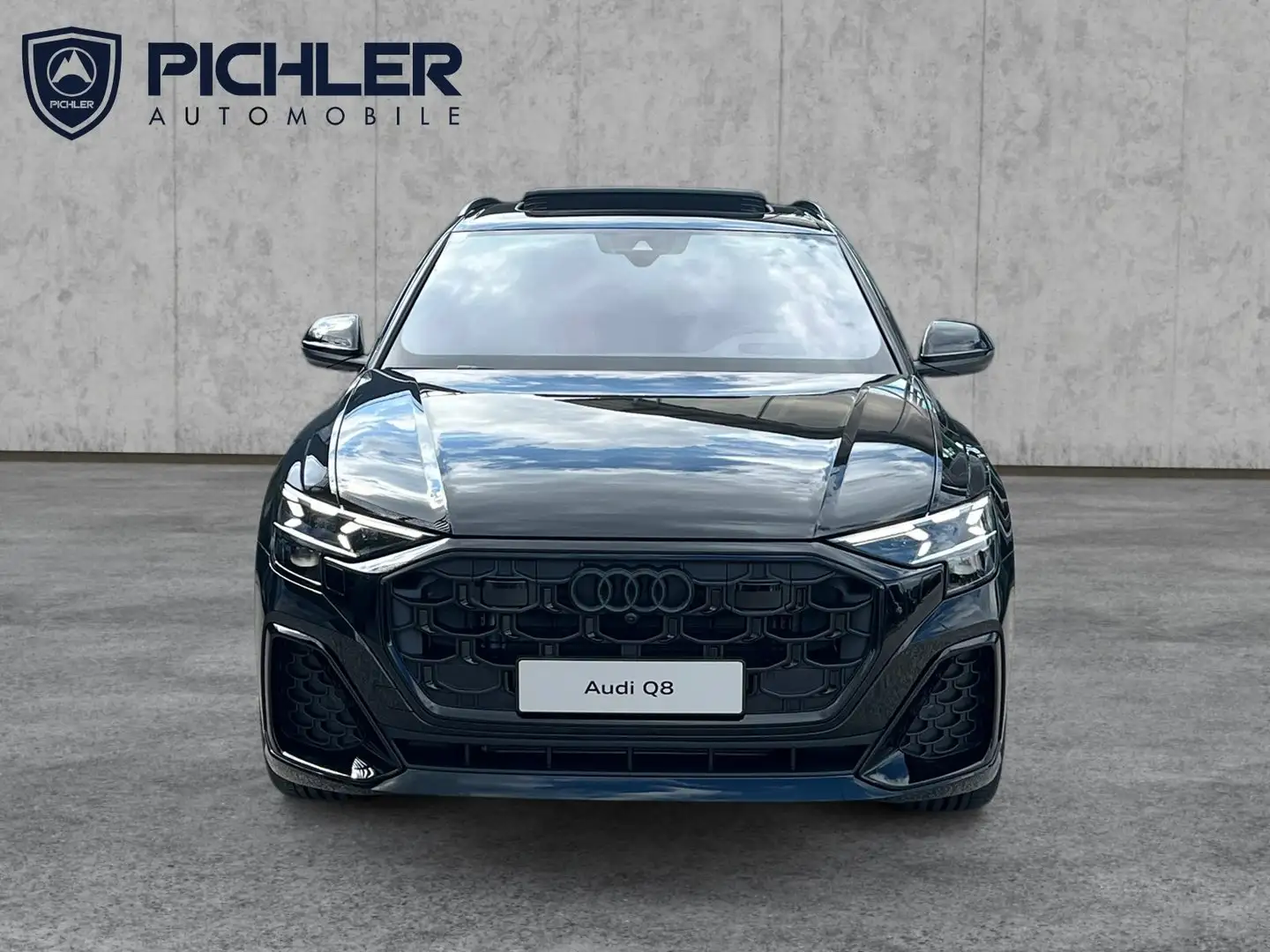 Audi Q8 50 TDI quattro Schwarz - 2