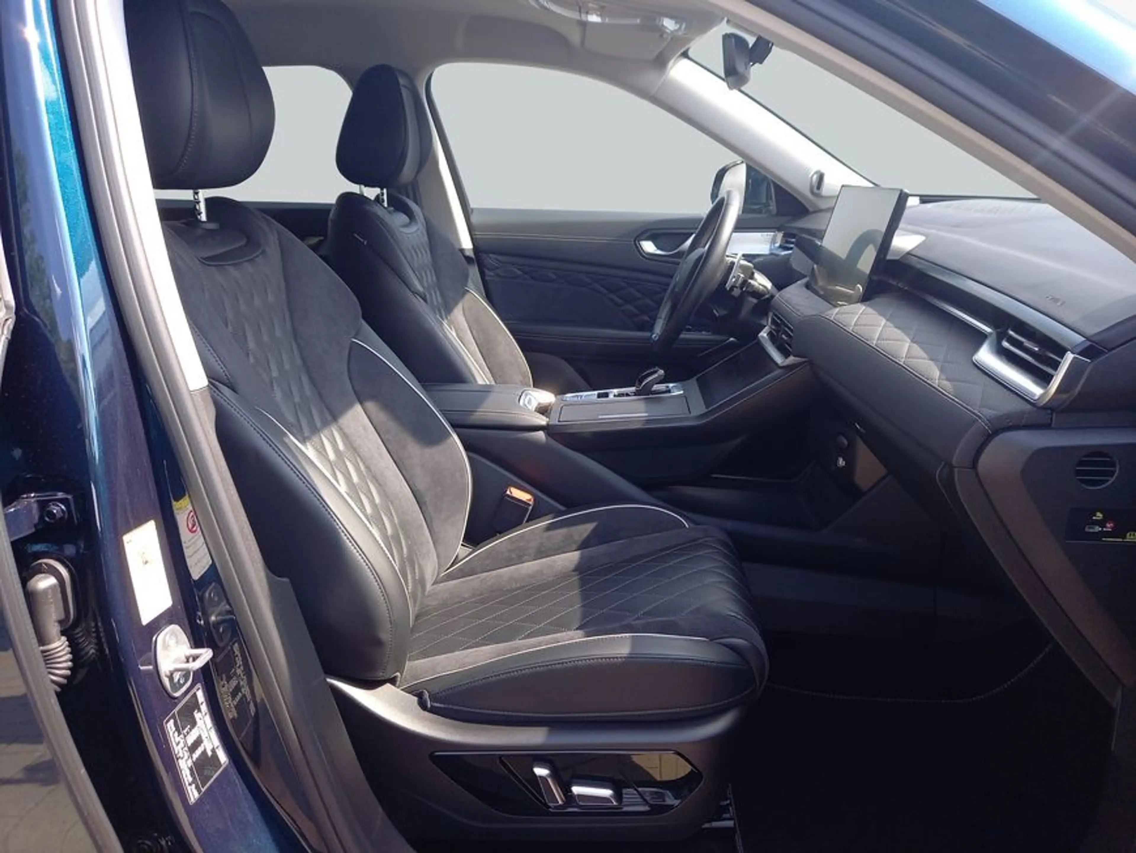 GWM WEY 03 WEY 03 FWD Luxury — photo 13