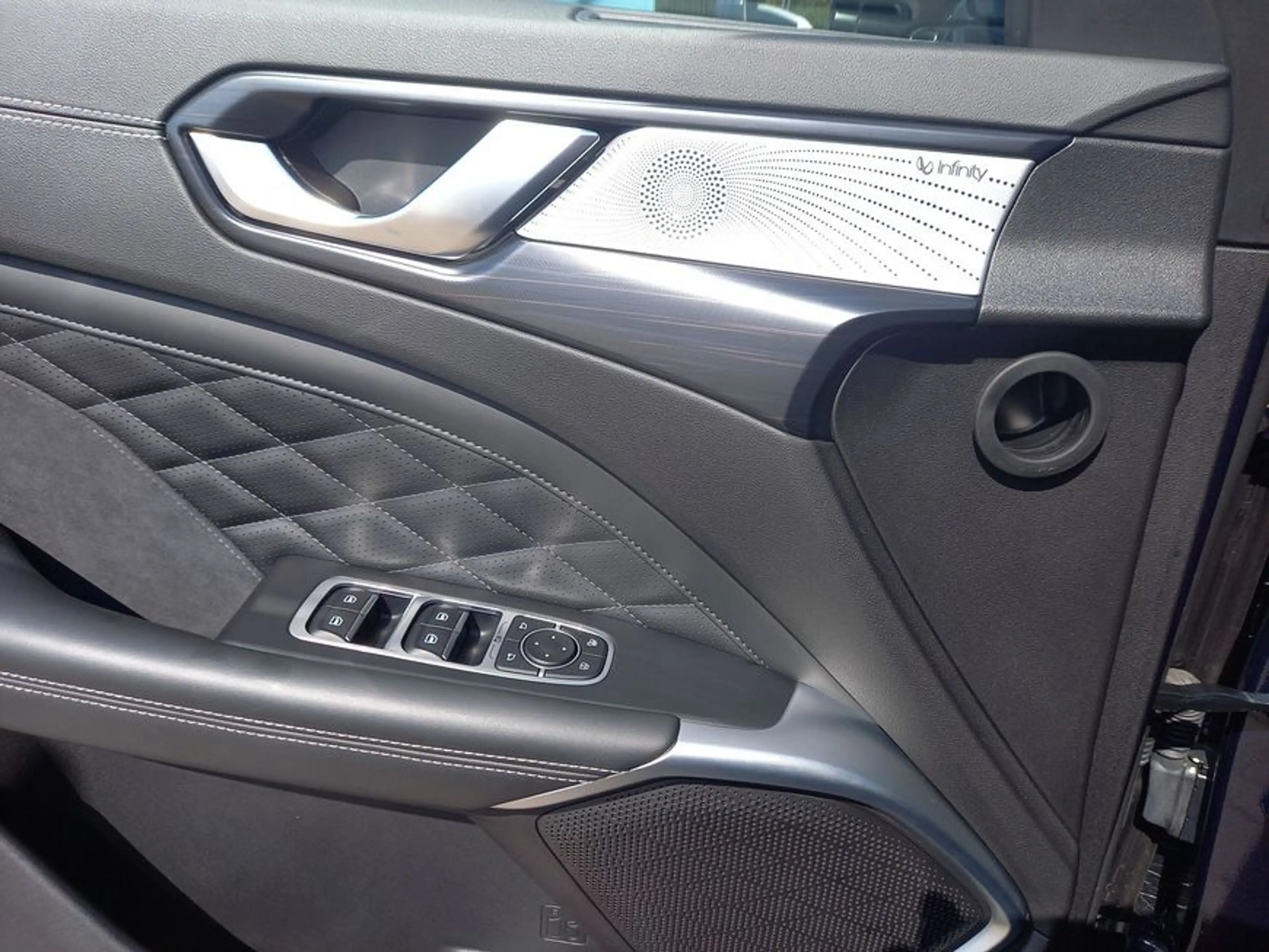 GWM WEY 03 WEY 03 FWD Luxury — photo 20