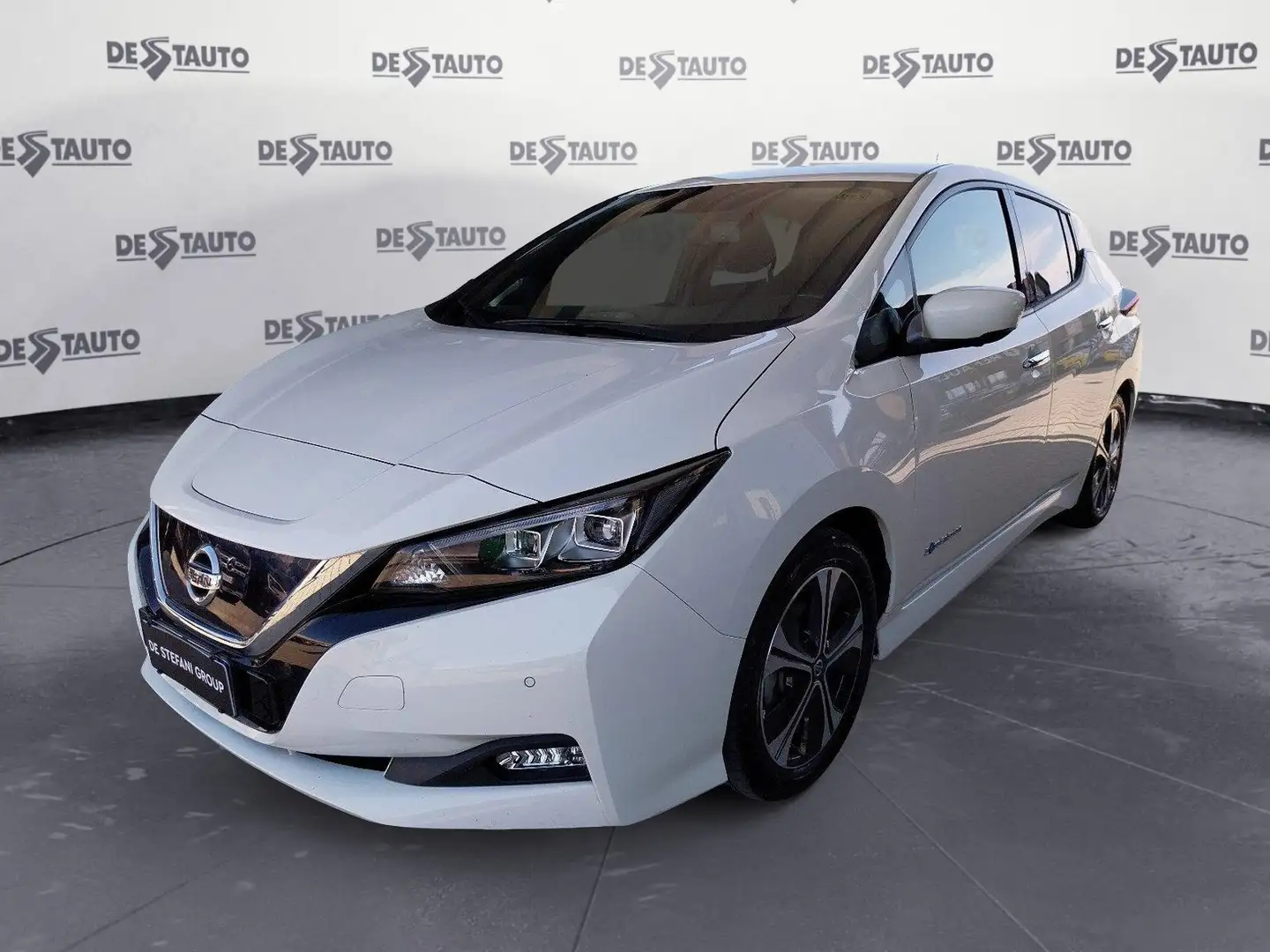 Nissan Leaf Leaf Tekna 40kWh 150cv my19 Bianco - 1