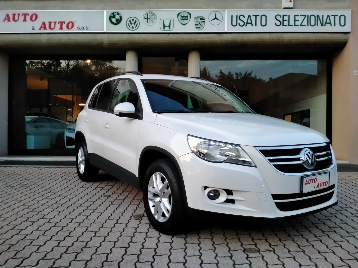 Volkswagen Tiguan 1.4TSI BMT 110KW (MOTORE NUOVO IN RODAGGIO)GAR.24M Blanc - 1