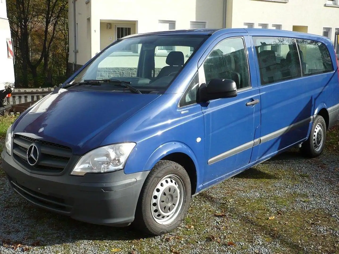 Mercedes-Benz Vito Vito 116 CDI 116 CDI Lang 8 Sitzer Klima Radio Blau - 2