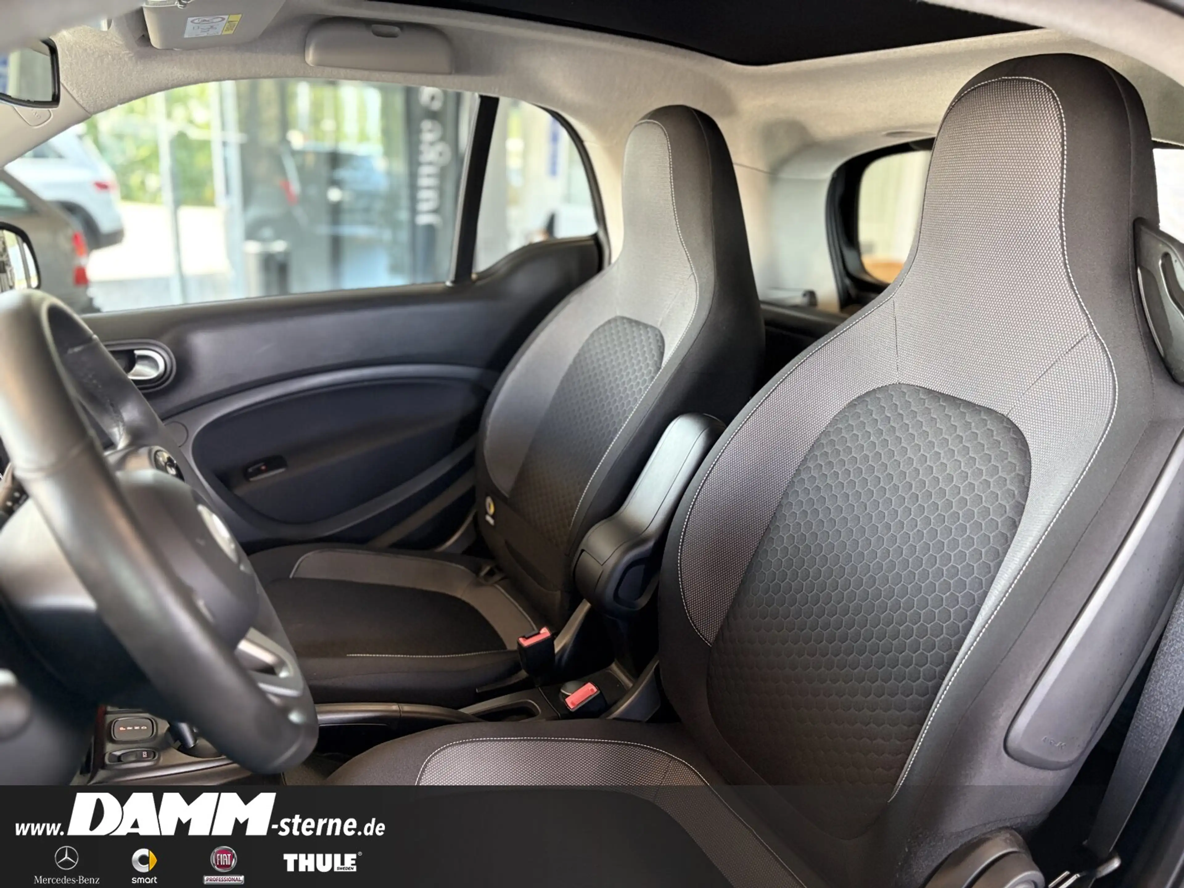 smart forTwo EQ fortwo Passion/Exclusive/22 kW/LED/Winter-P. BC — photo 13