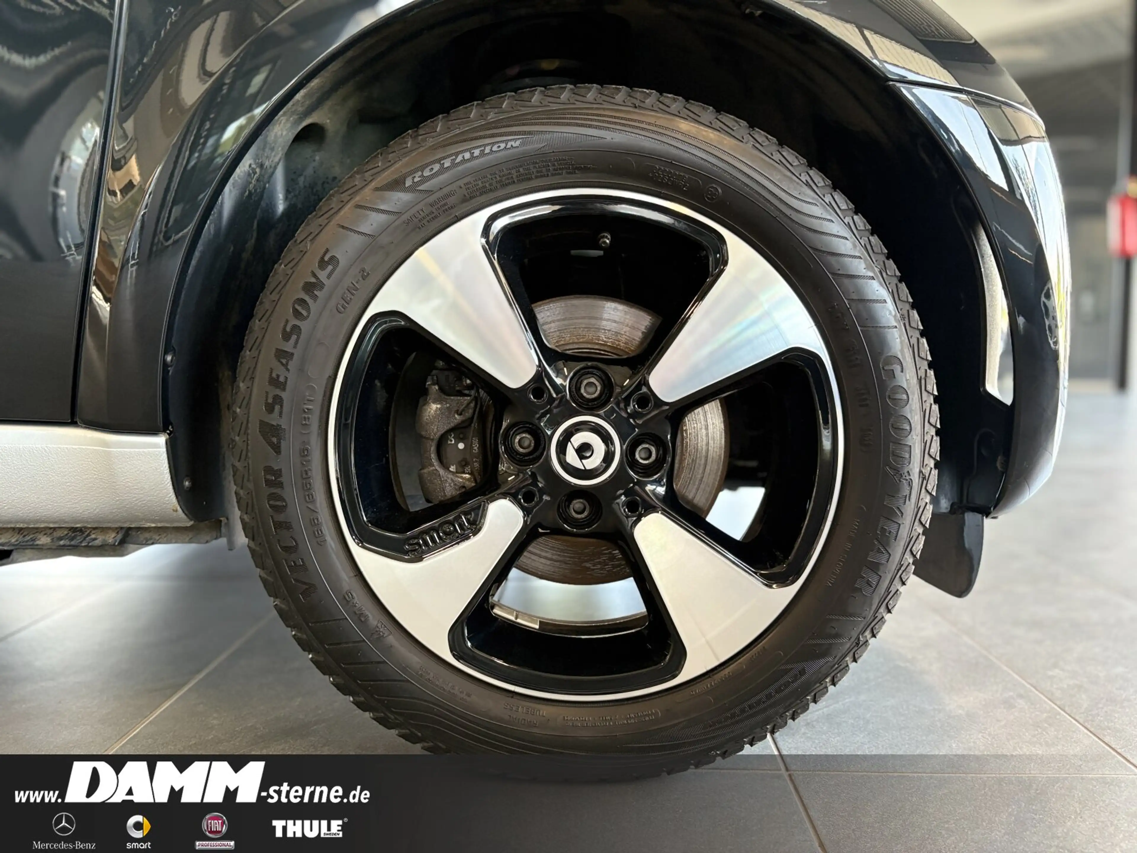 smart forTwo EQ fortwo Passion/Exclusive/22 kW/LED/Winter-P. BC — photo 11
