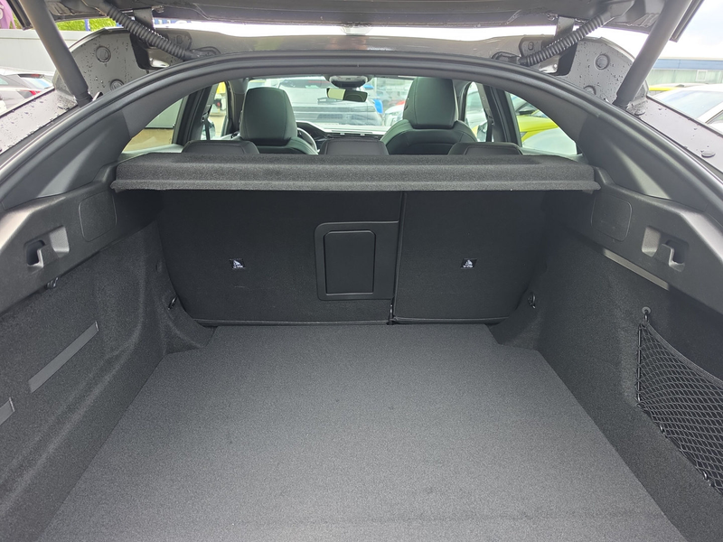 Peugeot 408 408 HYBRID 145 e-DSC6 GT Exclusive — photo 15