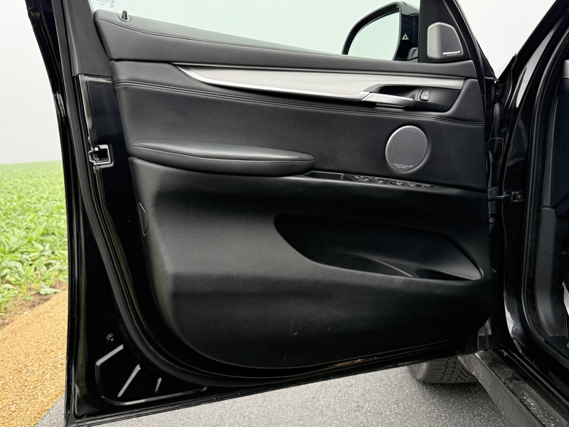 BMW X6 xDrive 50i B&O 360° AHK S-Dach SpoSi ACC BLIS — photo 7