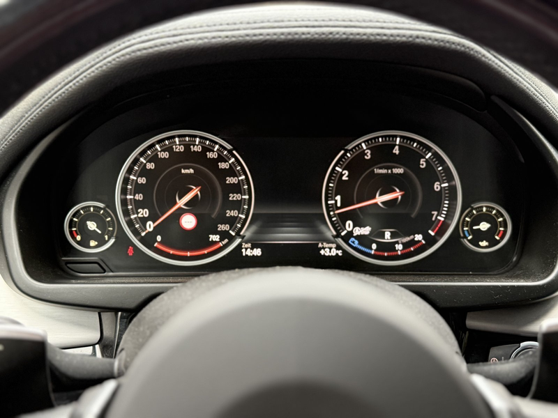 BMW X6 xDrive 50i B&O 360° AHK S-Dach SpoSi ACC BLIS — photo 9