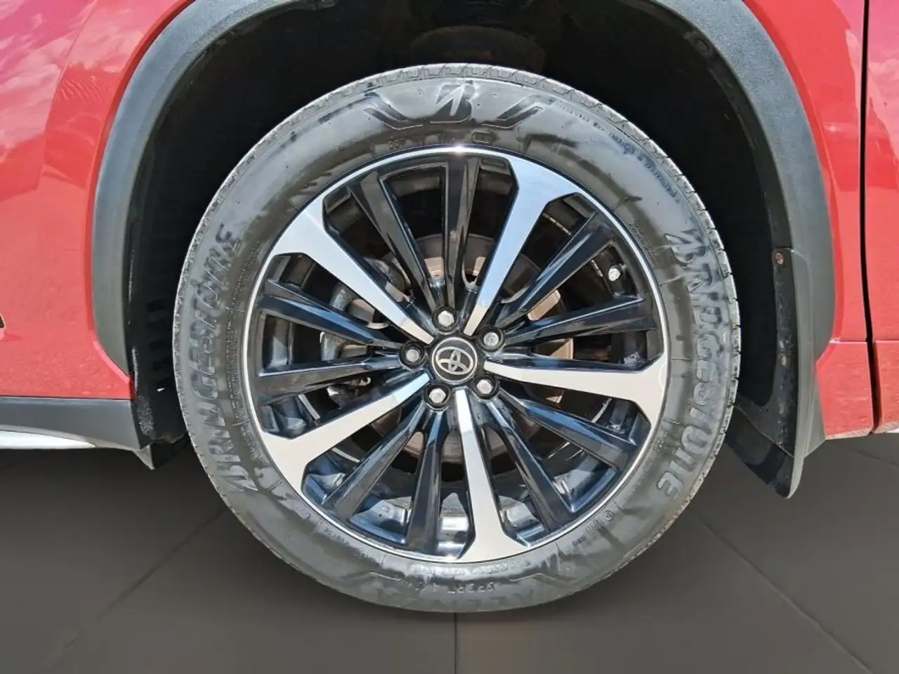 Toyota Highlander снимка Toyota Highlander