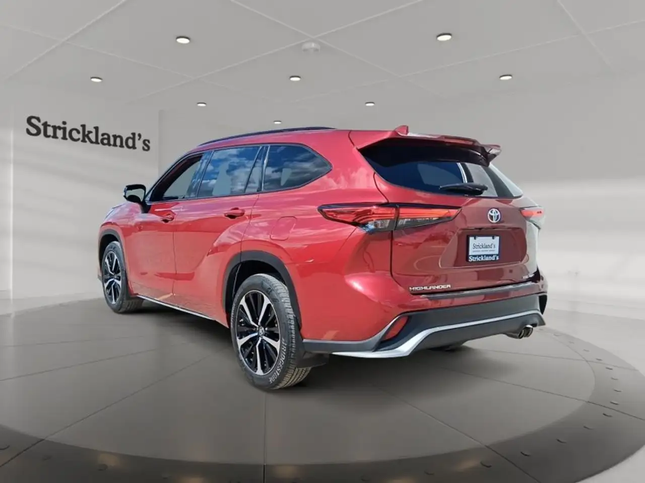 Toyota Highlander снимка Toyota Highlander