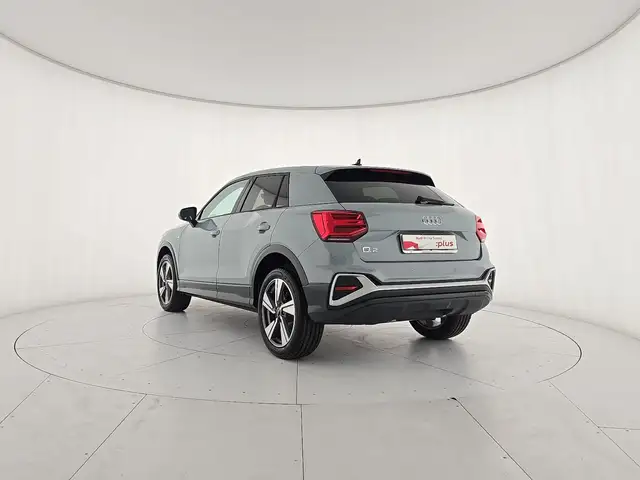 Audi Q2 view 3