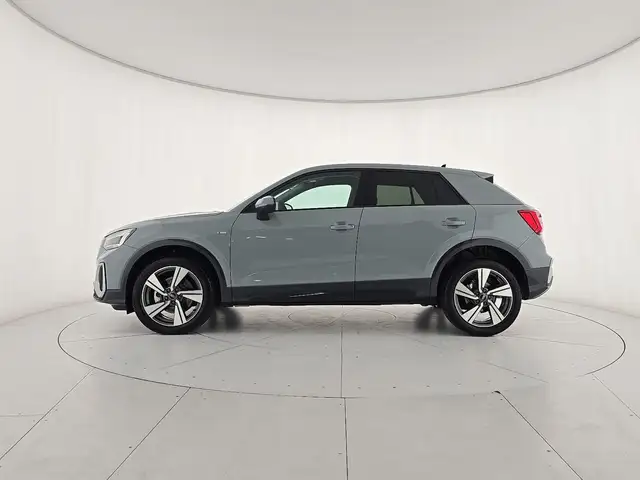 Audi Q2 view 2