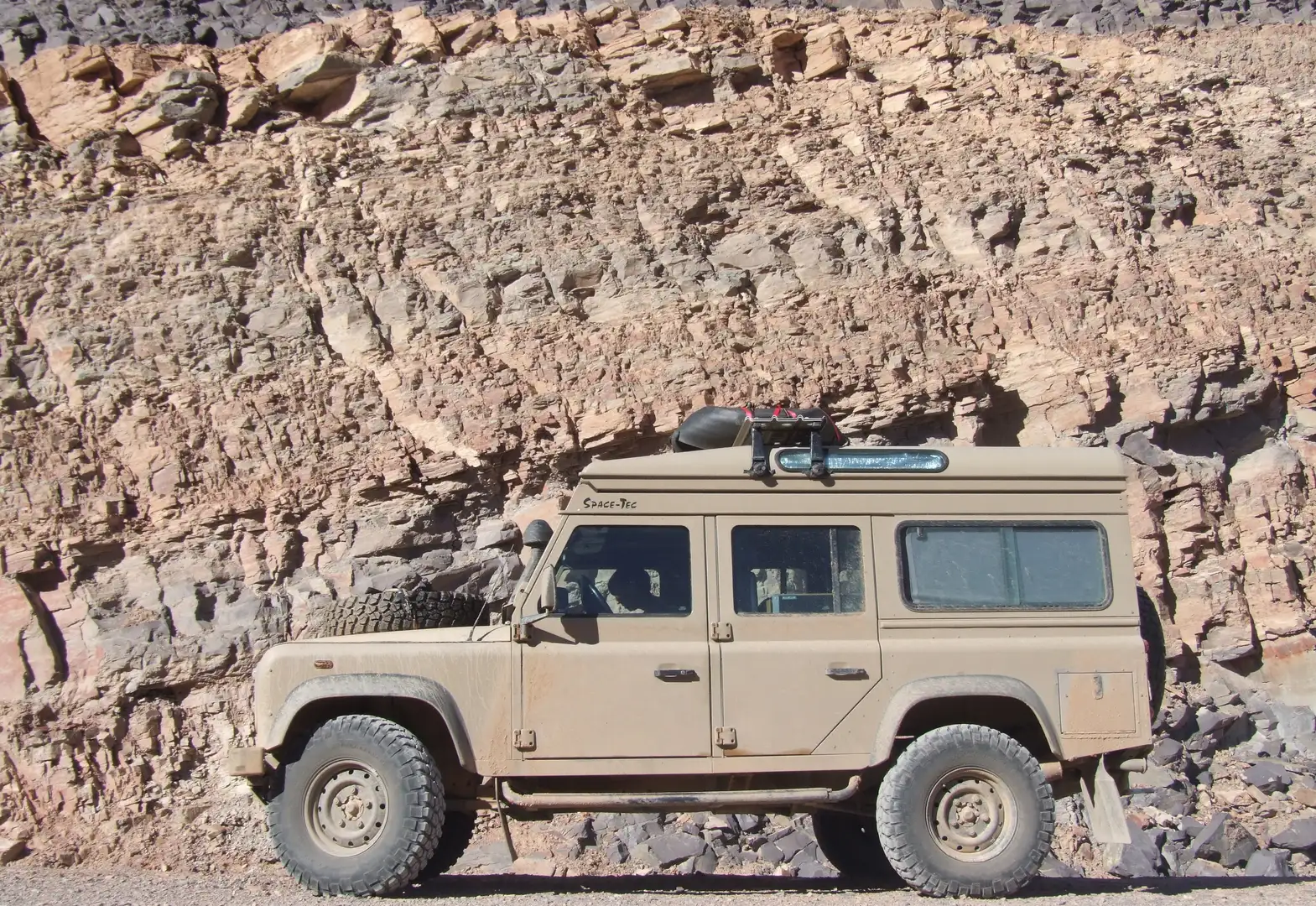 Land Rover Defender 110 Experience - 1