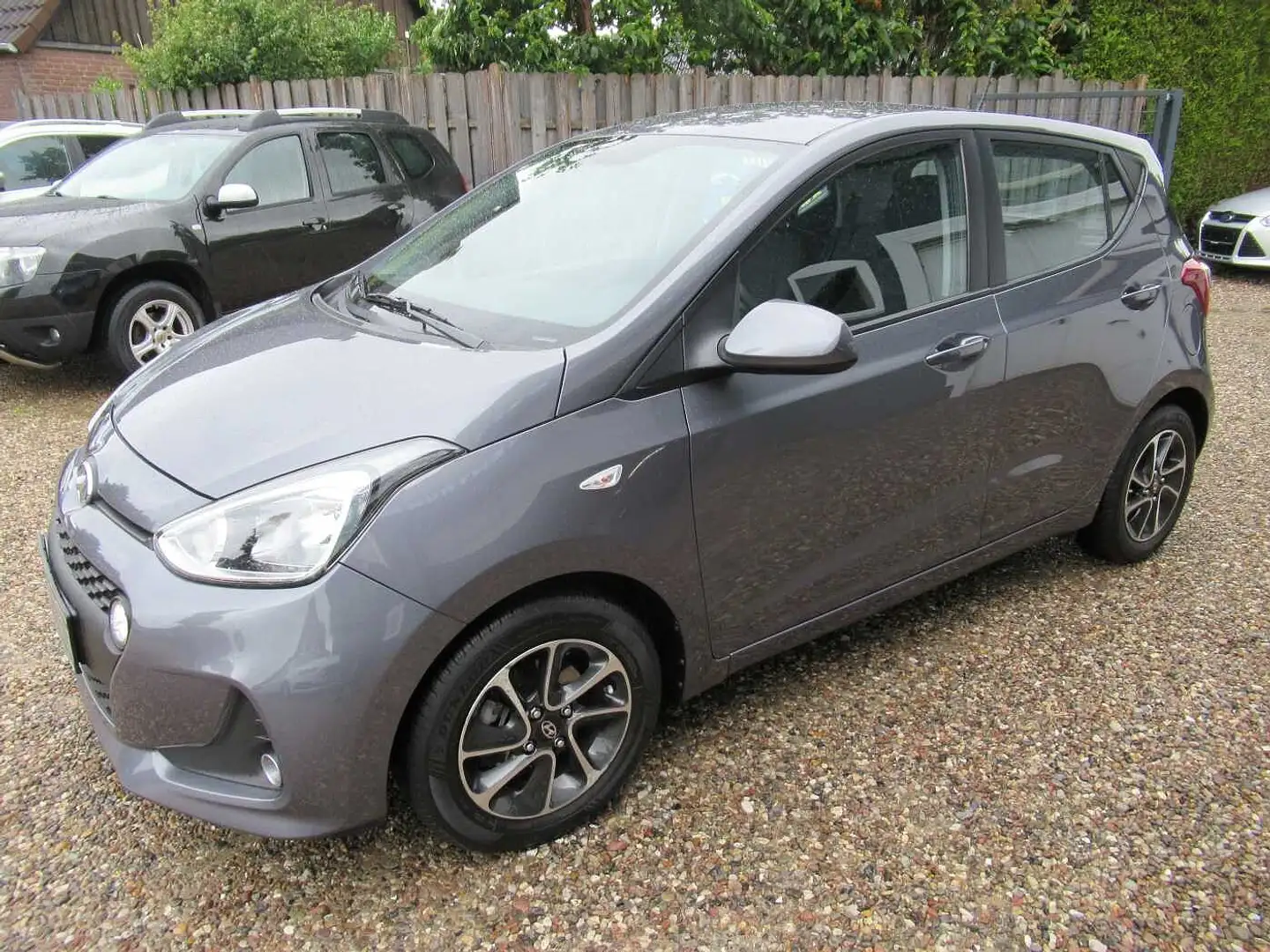 Hyundai i10 1.2 Style Grau - 1
