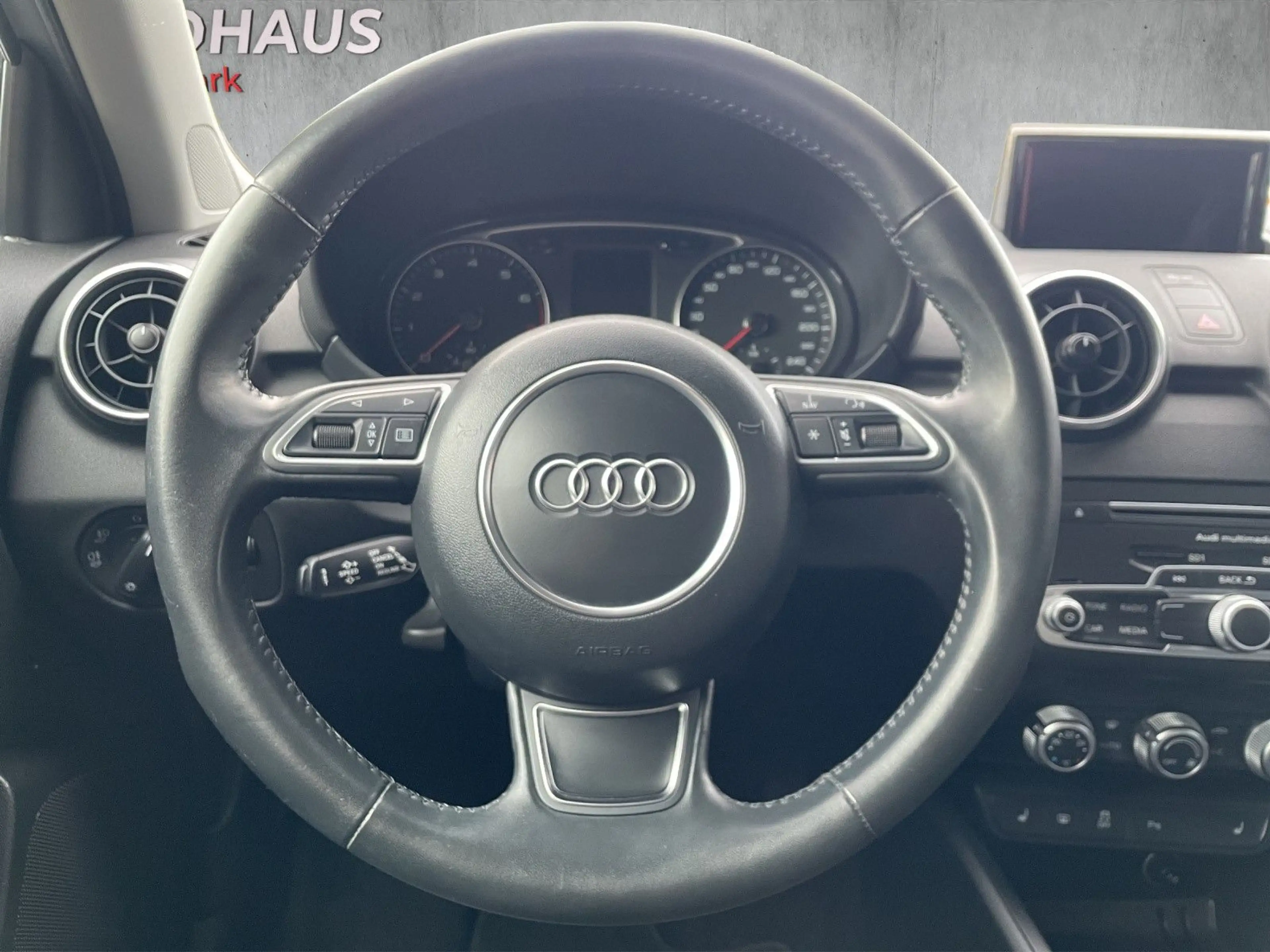 Audi A1 Sportback TFSI*S-Line Sport*GRA*NAVI*SHZ*PDC — photo 15