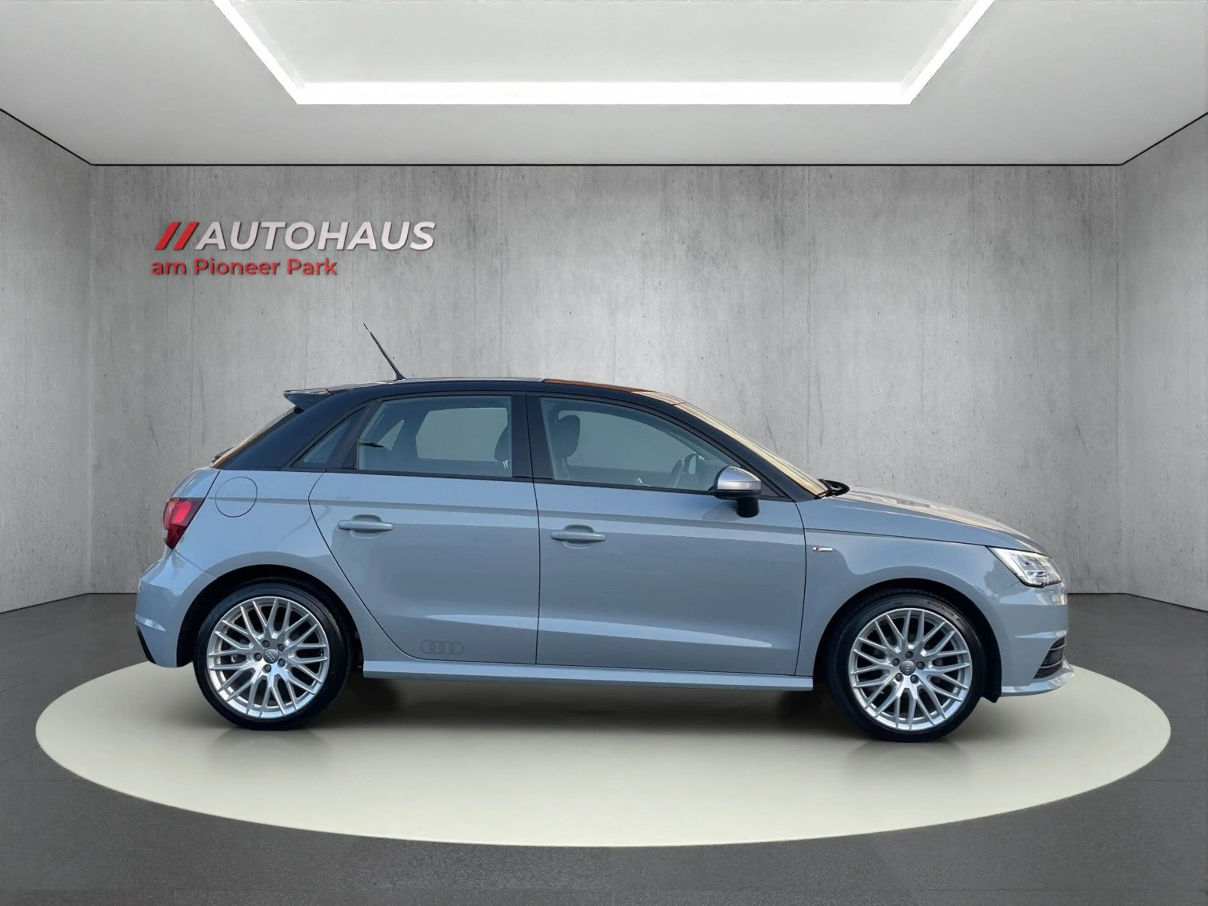 Audi A1 Sportback TFSI*S-Line Sport*GRA*NAVI*SHZ*PDC — photo 6