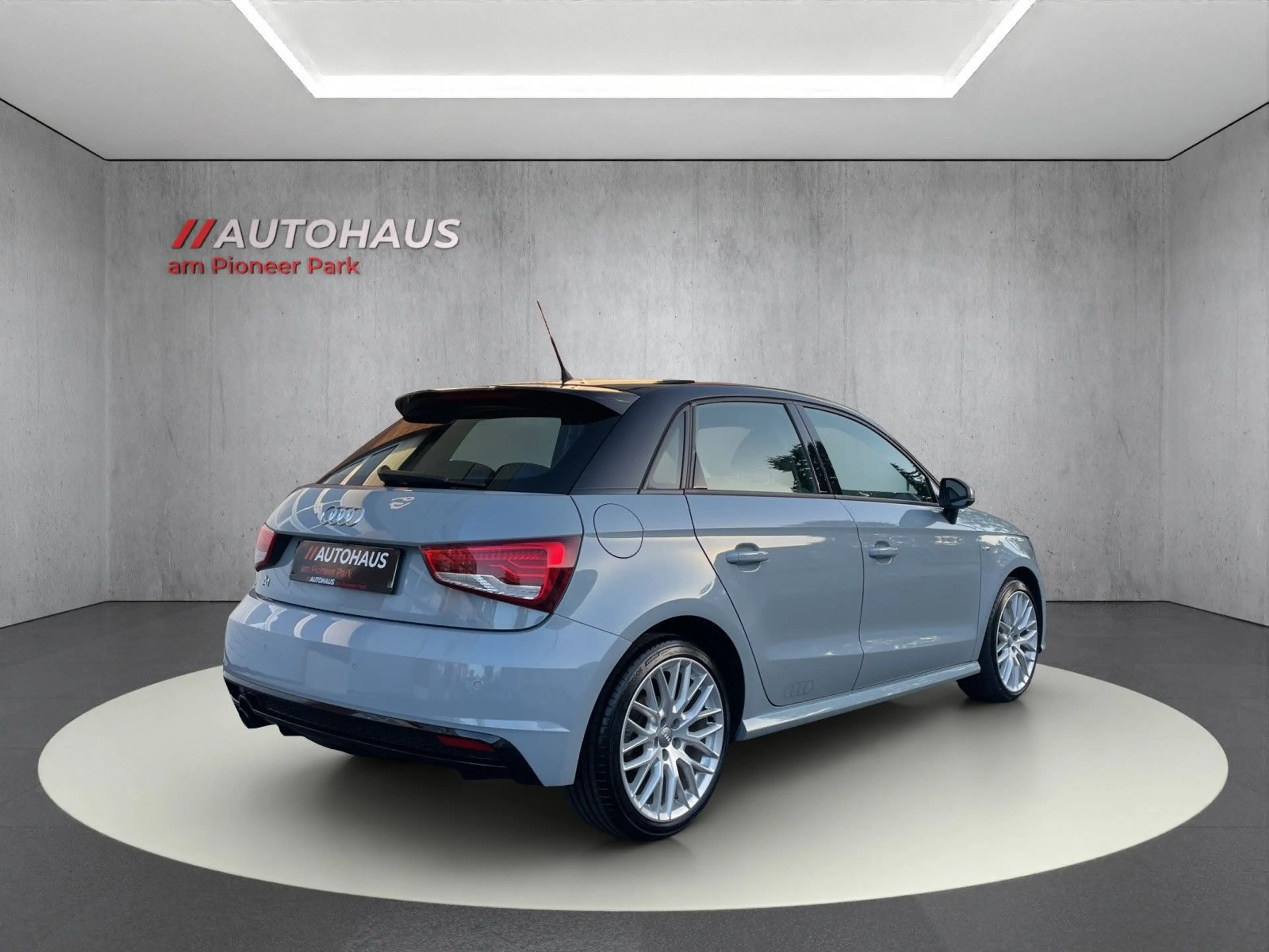 Audi A1 Sportback TFSI*S-Line Sport*GRA*NAVI*SHZ*PDC — photo 5