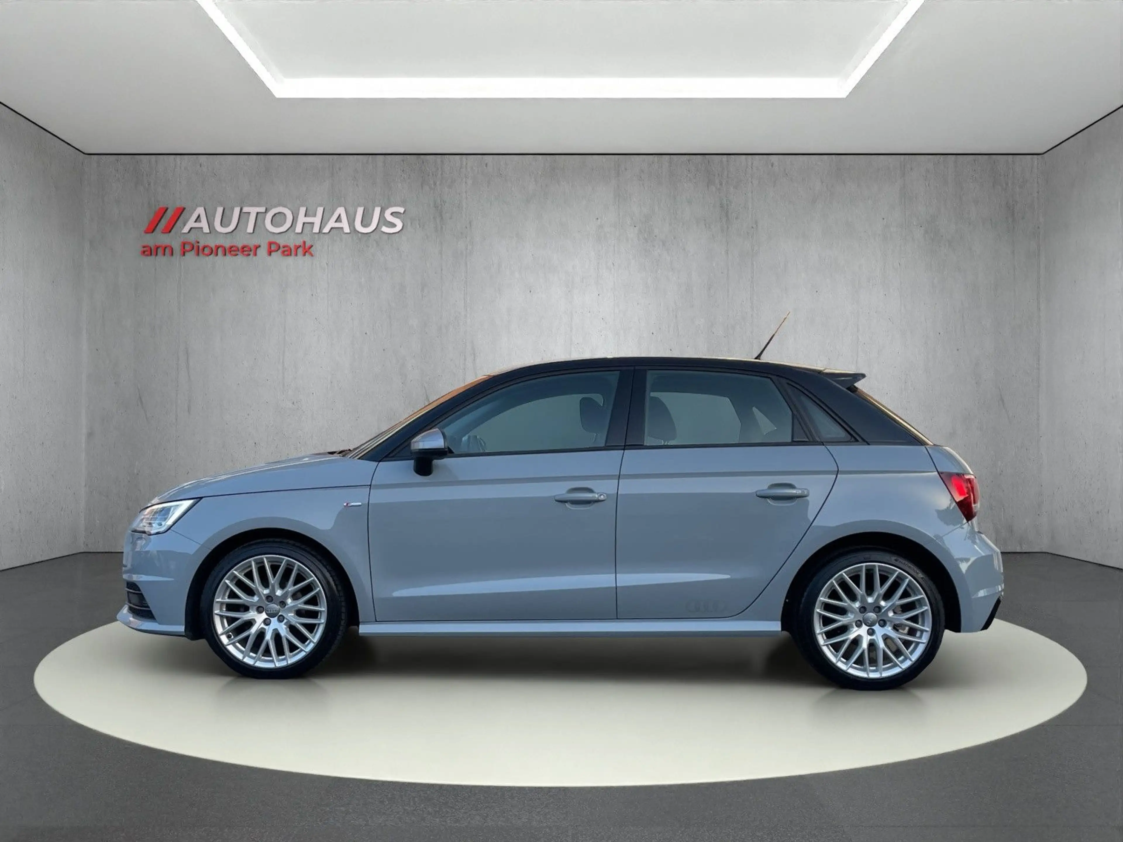 Audi A1 Sportback TFSI*S-Line Sport*GRA*NAVI*SHZ*PDC — photo 2